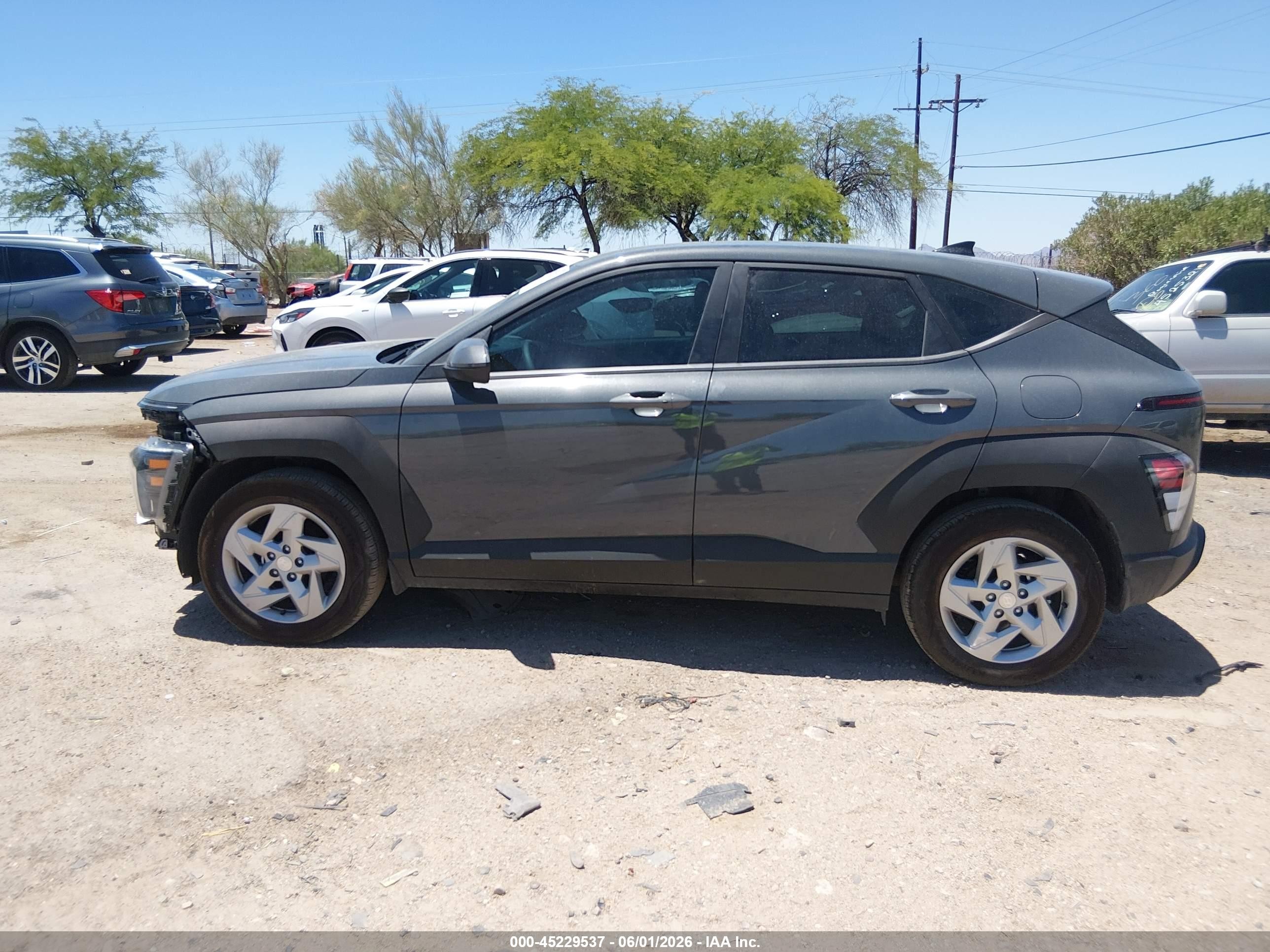 2026 Hyundai Kona Se Gray vin: KM8HA3AB2TU382669