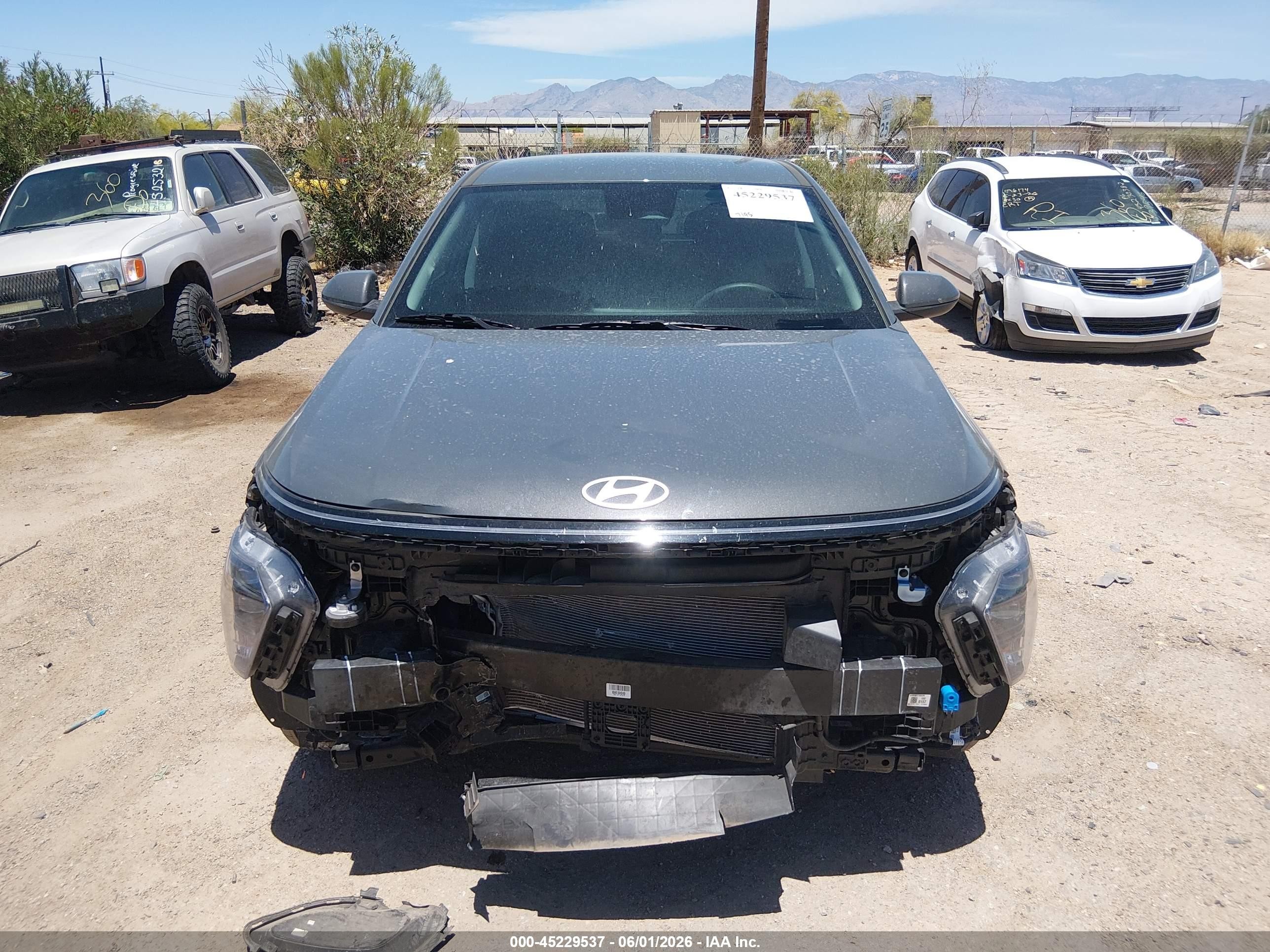 2026 Hyundai Kona Se Gray vin: KM8HA3AB2TU382669