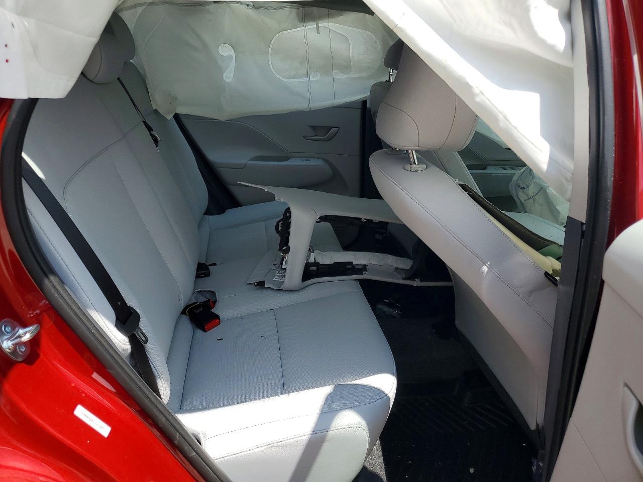 2026 Hyundai Kona Se Red vin: KM8HA3AB9TU414601