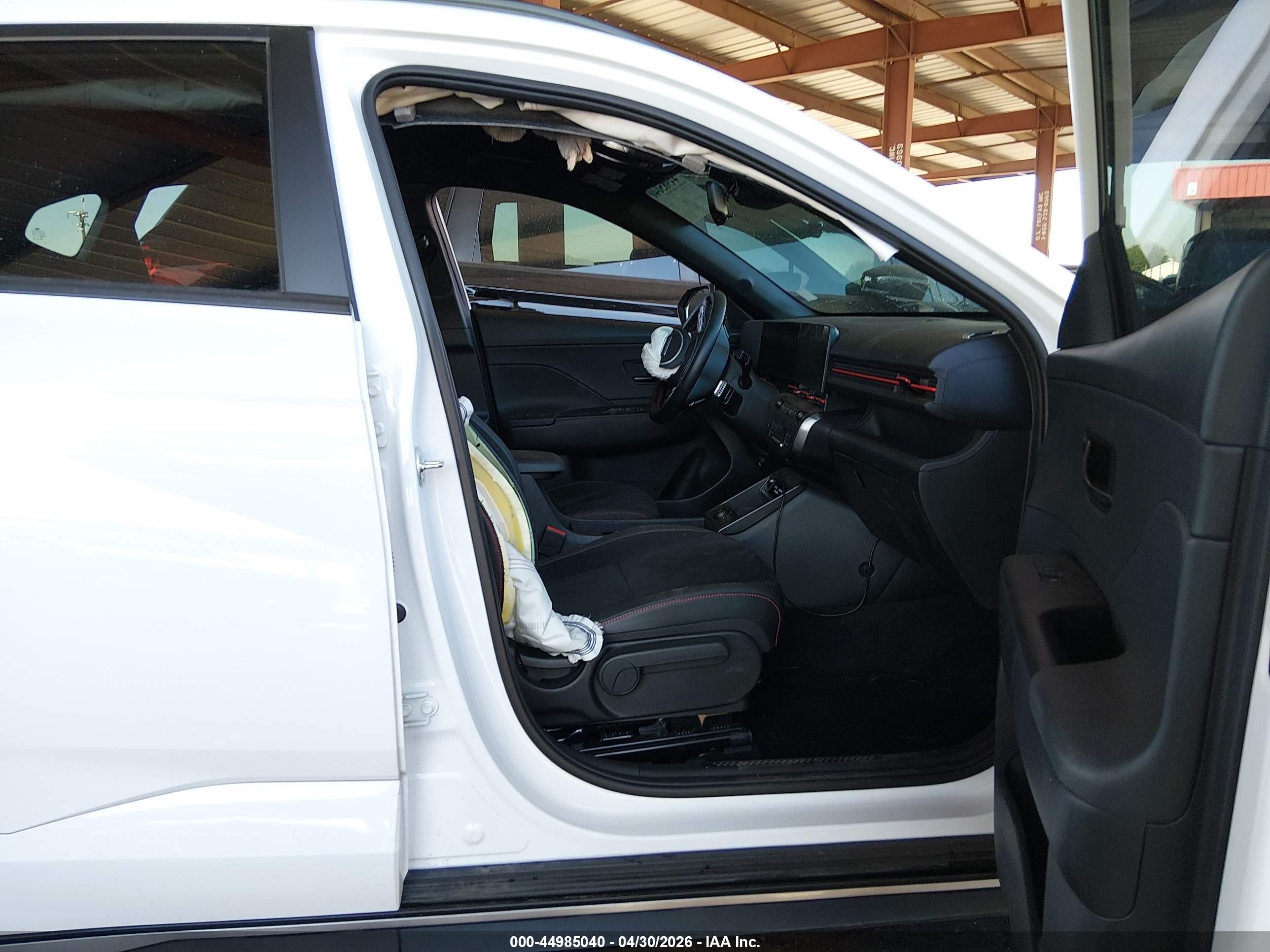 2025 Hyundai Kona N Line S White vin: KM8HB3A3XSU251381