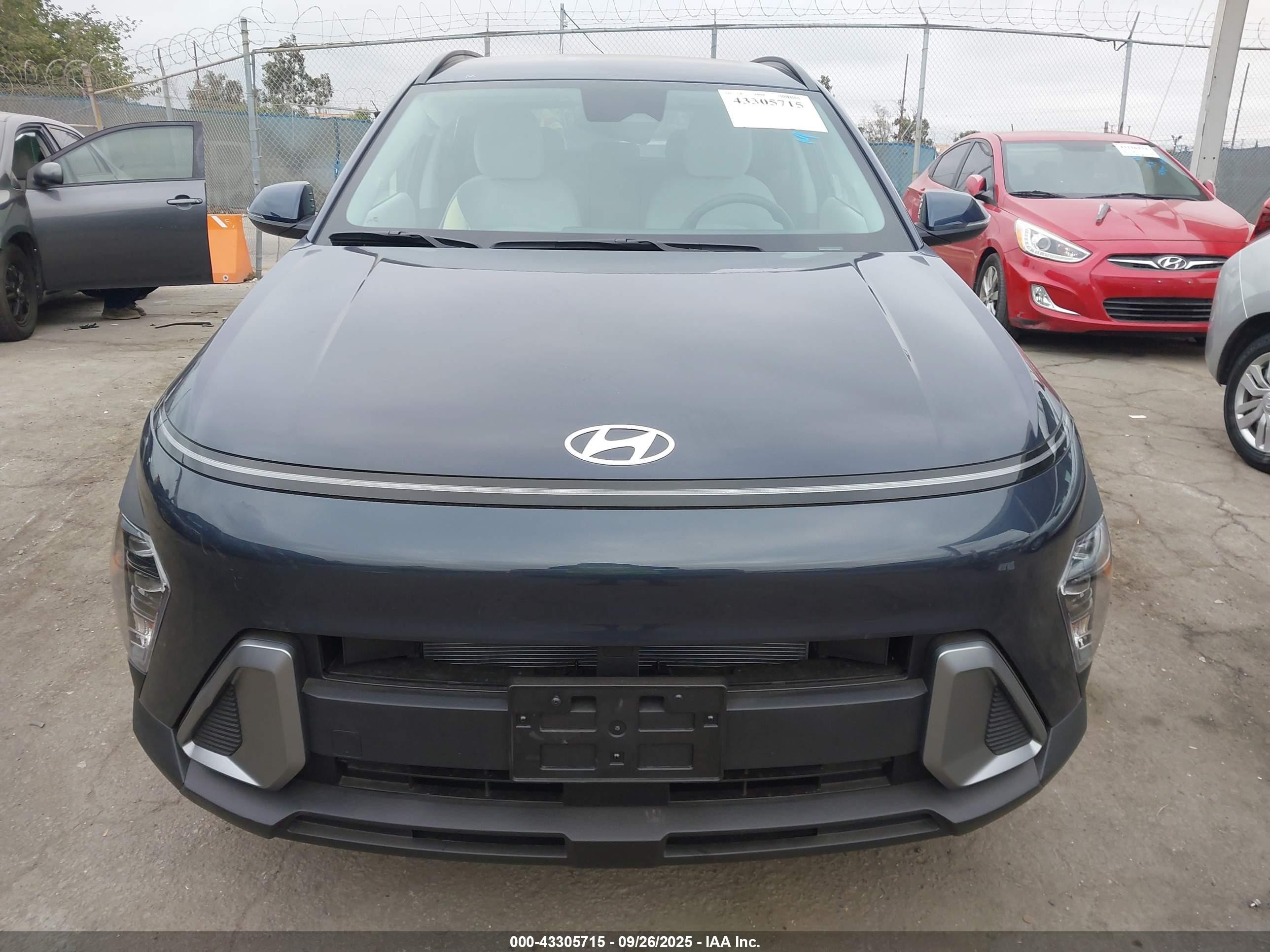 2025 Hyundai Kona Sel Navy vin: KM8HB3AB8SU318681