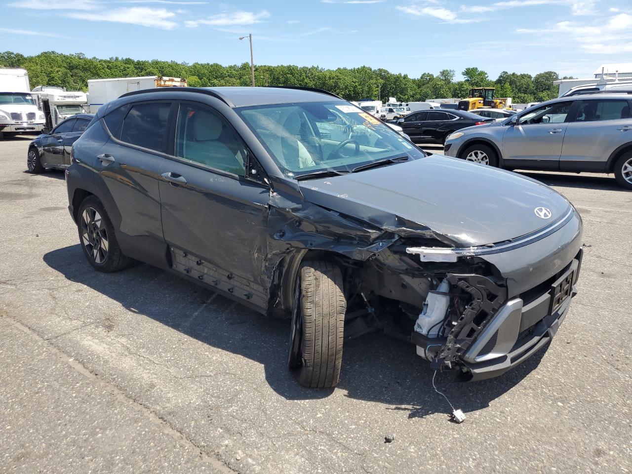 2025 Hyundai Kona Sel Gray vin: KM8HB3ABXSU290060 Damage: Front Bumper Cover Lower, Broken, Replacement Required