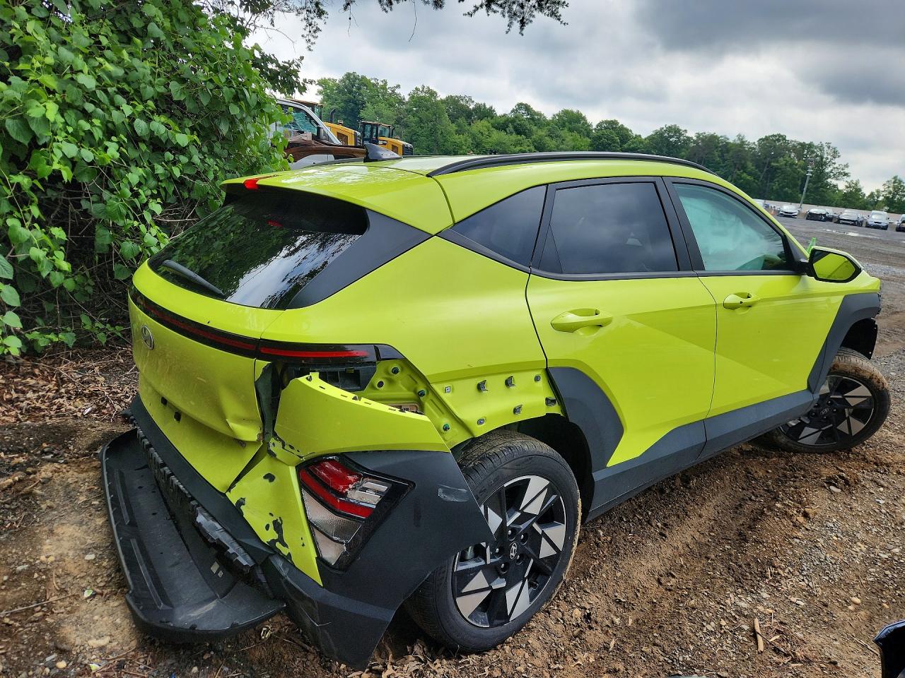 2024 Hyundai Kona Yellow vin: KM8HBCAB1RU159853