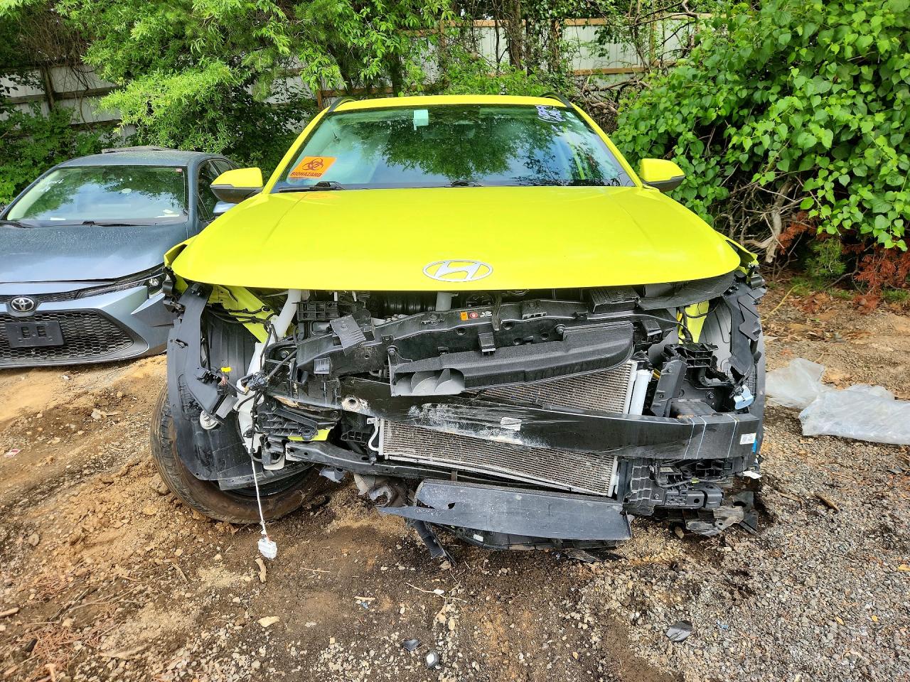 2024 Hyundai Kona Yellow vin: KM8HBCAB1RU159853