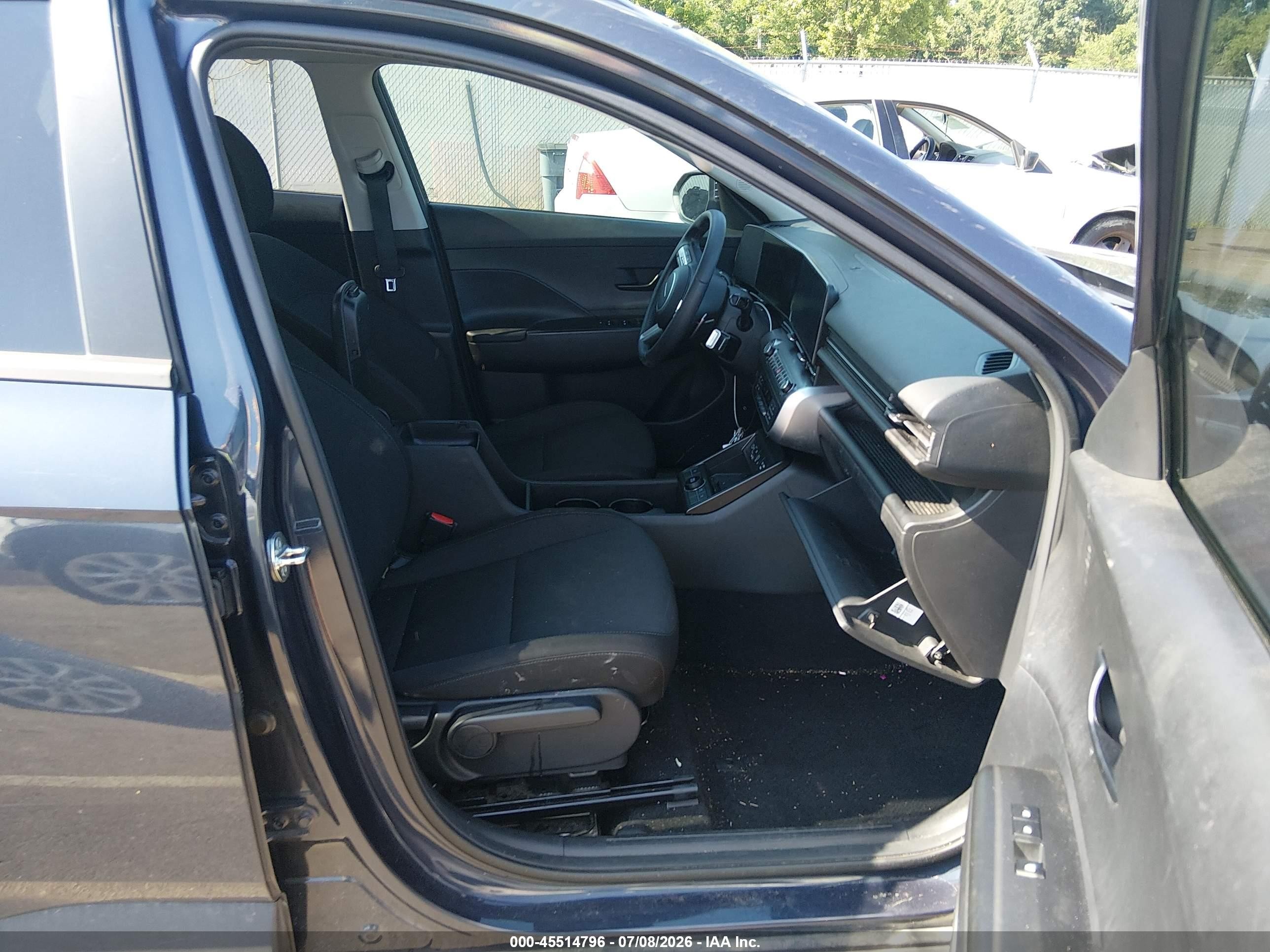 2024 Hyundai Kona Sel Gray vin: KM8HC3AB4RU105556