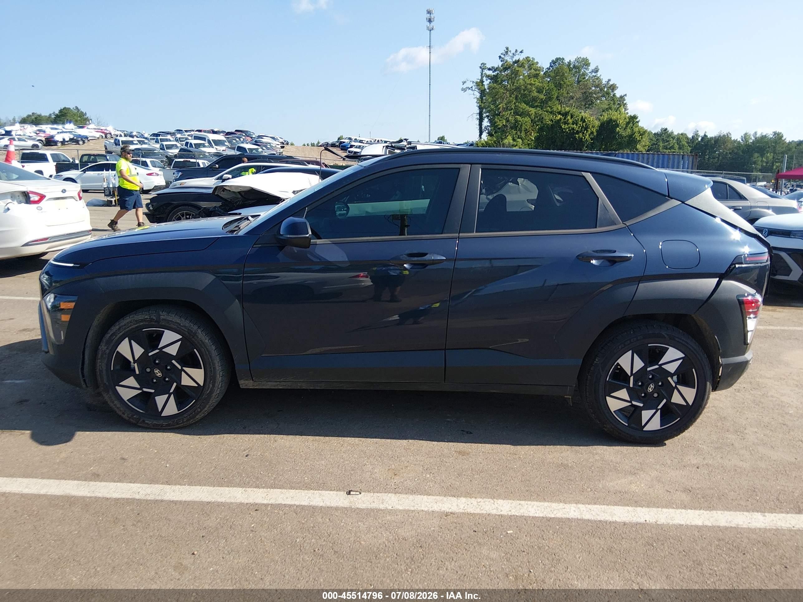 2024 Hyundai Kona Sel Gray vin: KM8HC3AB4RU105556