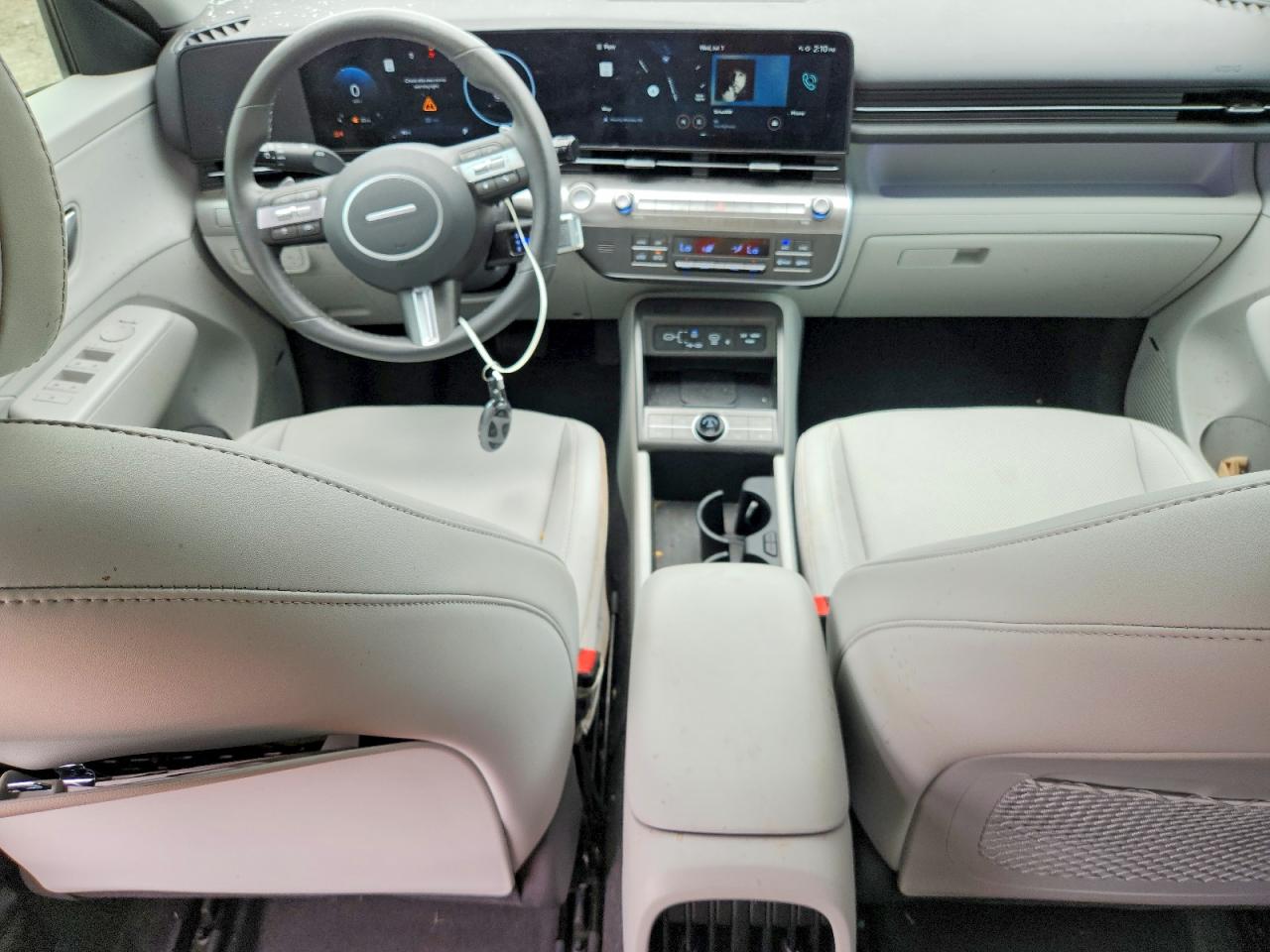 2026 Hyundai Kona Limited White vin: KM8HECA35TU385160
