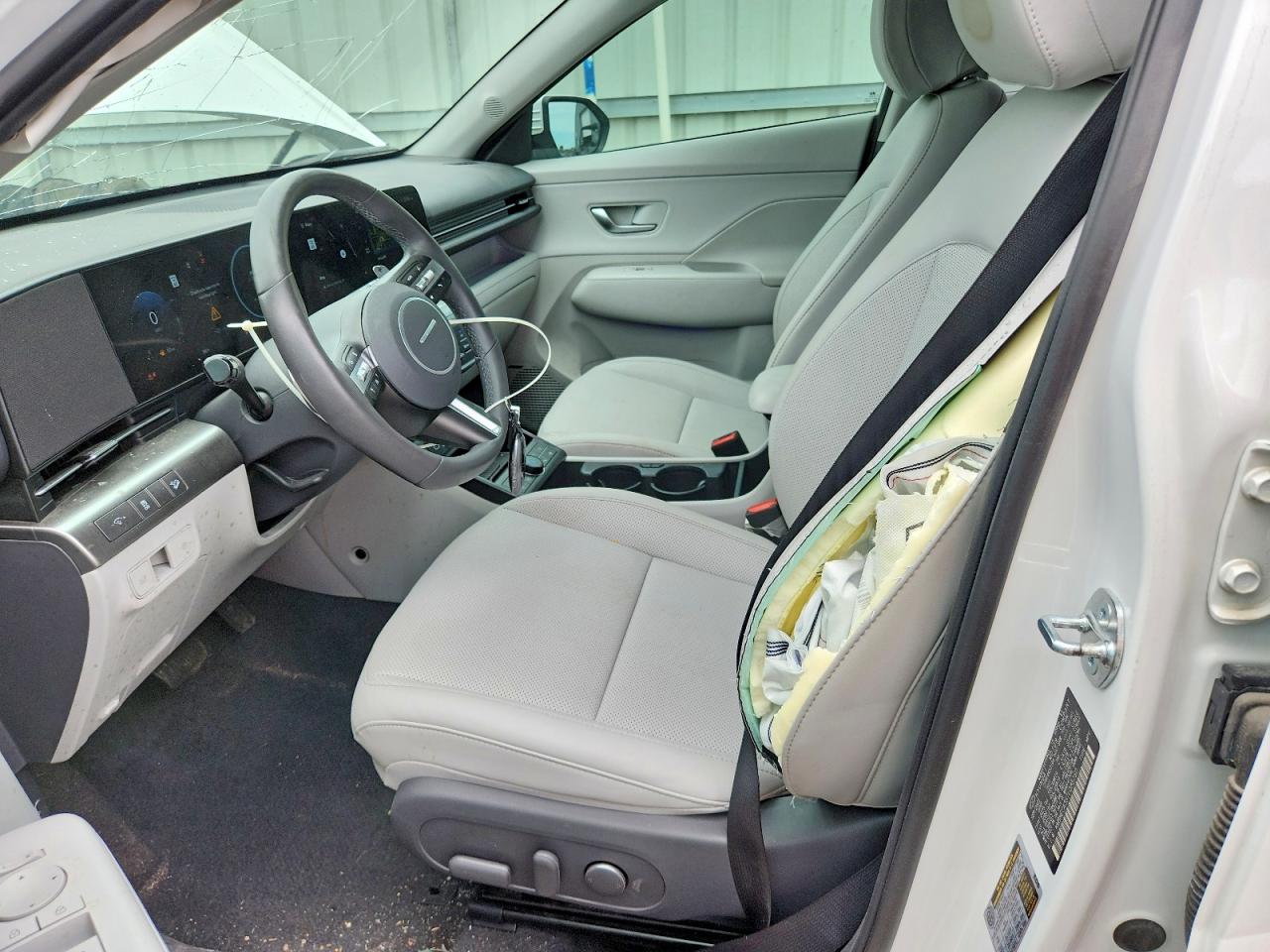 2026 Hyundai Kona Limited White vin: KM8HECA35TU385160