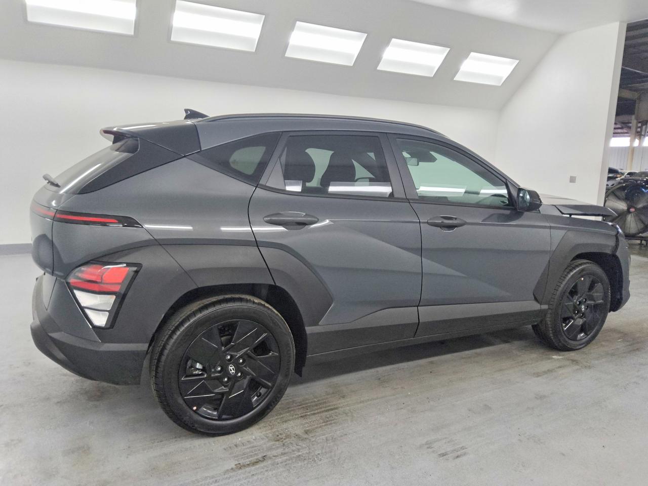 2026 Hyundai Kona Sel Sport Gray vin: KM8HF3AB1TU447383