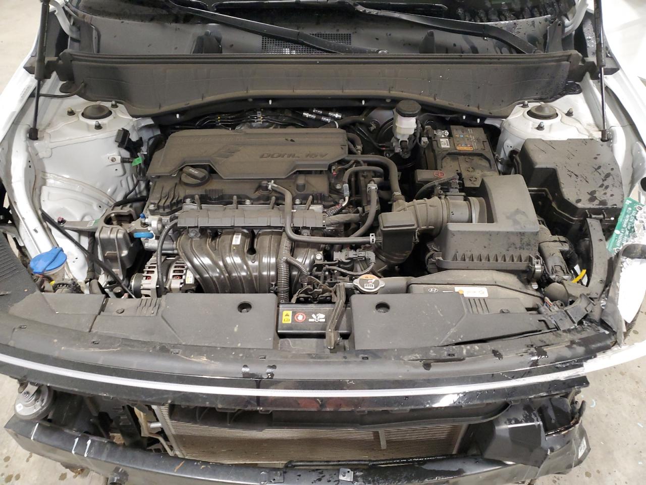 2026 Hyundai Kona Sel Sport Белый vin: KM8HF3AB8TU358054 Damage: Front Bumper Reinforcement, Broken, Replacement Required