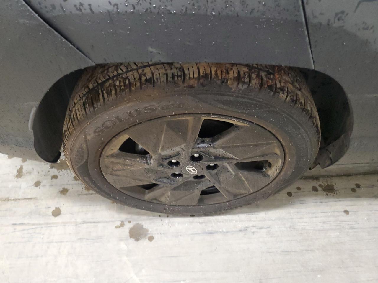 2026 Hyundai Kona Sel Sport Белый vin: KM8HF3AB8TU358054 Damage: Right Rear Wheel, Curb Rash, 4 To 5 Inches