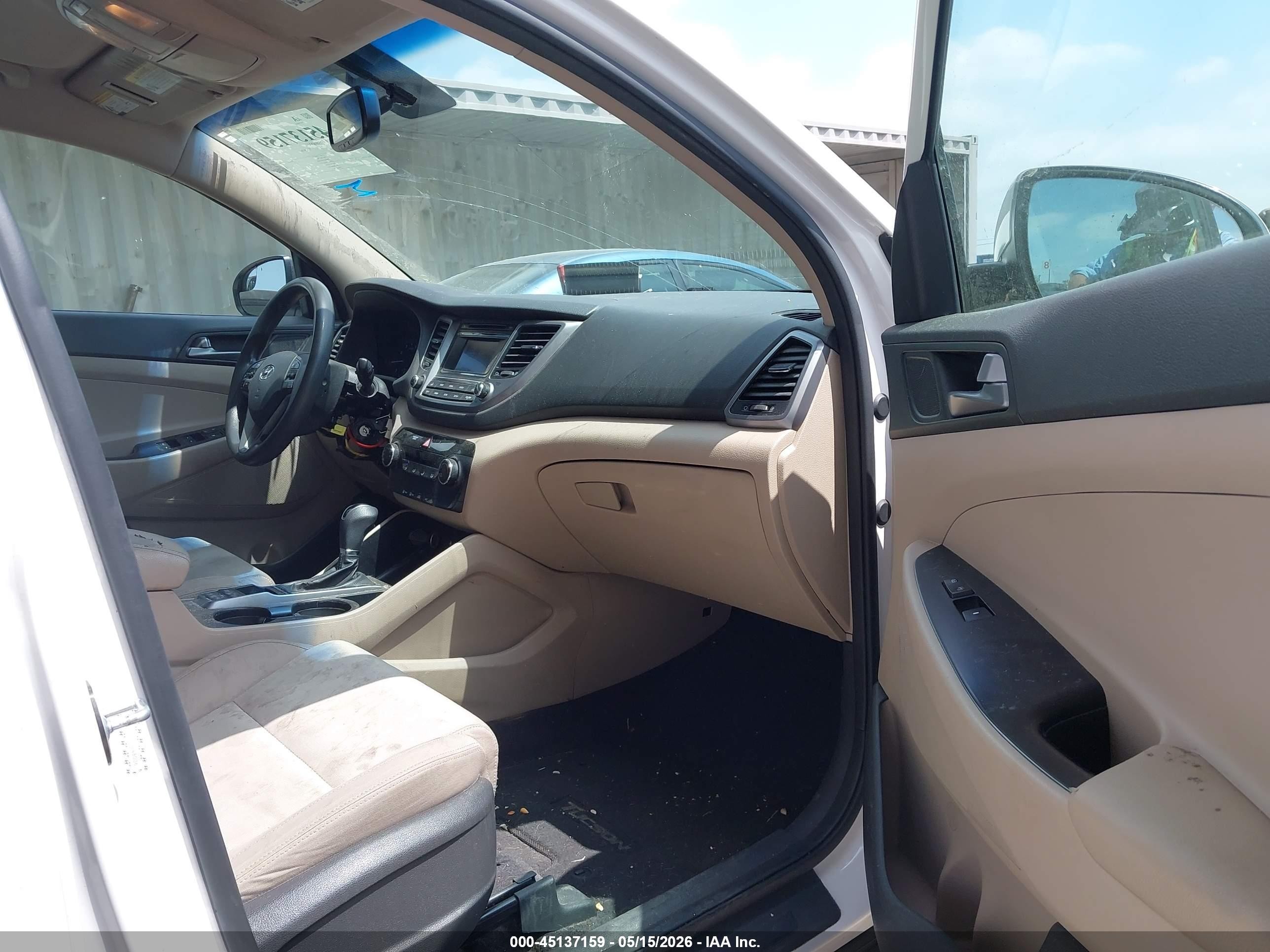 2016 Hyundai Tucson Se White vin: KM8J23A40GU248006