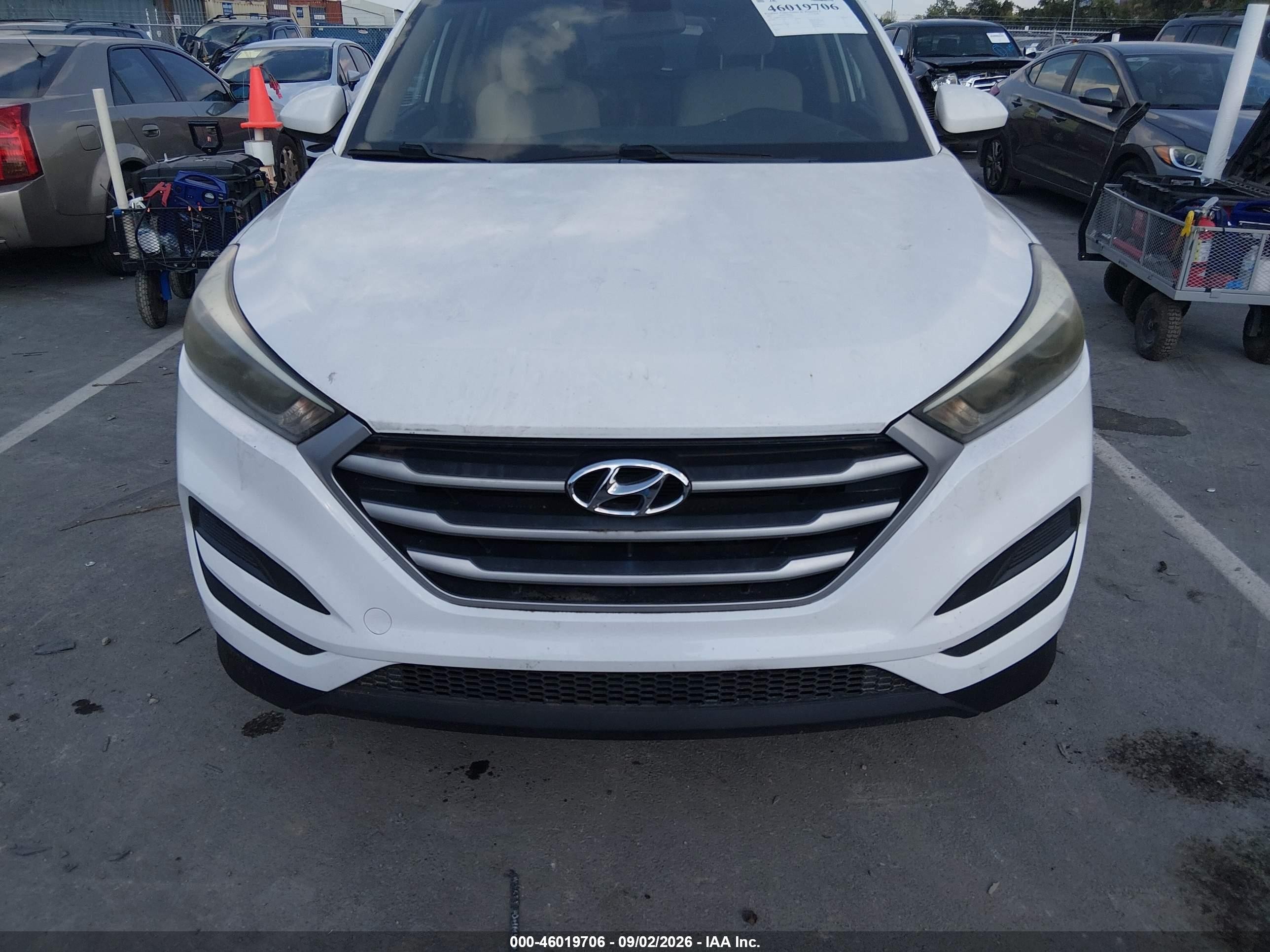 2017 Hyundai Tucson Se White vin: KM8J23A40HU369345