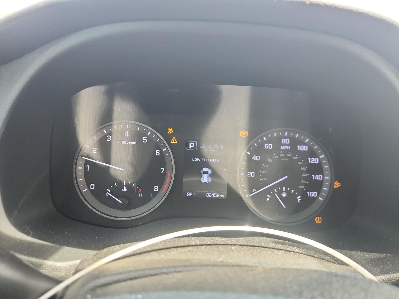2018 Hyundai Tucson Se Gray vin: KM8J23A40JU619687