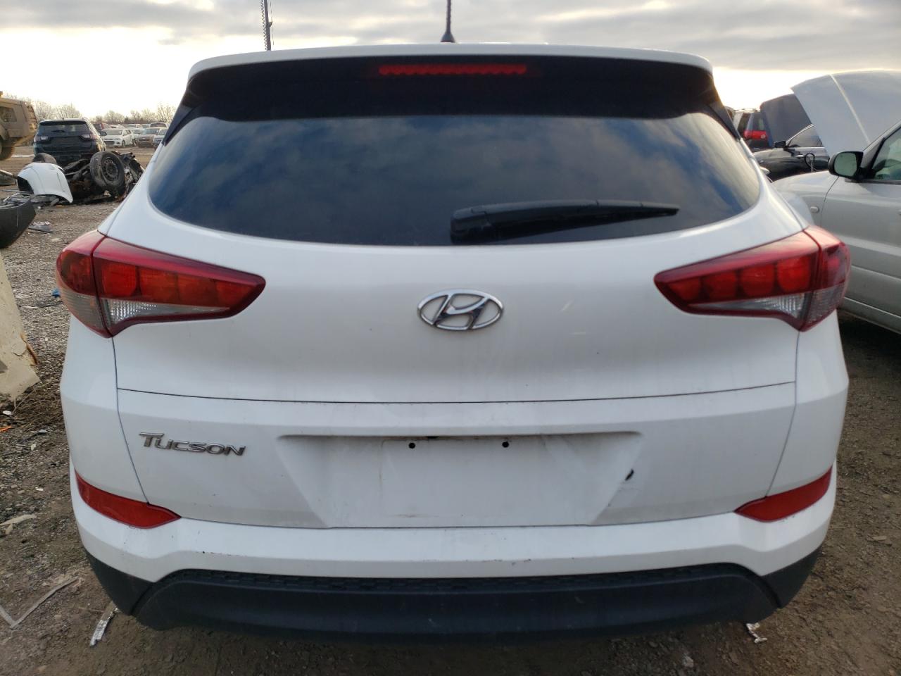 2018 Hyundai Tucson Se White vin: KM8J23A40JU659817