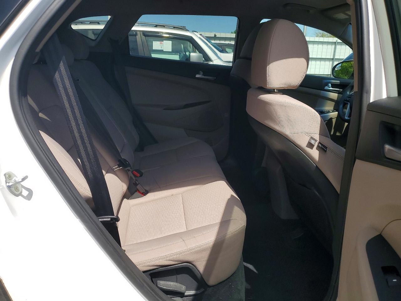 2020 Hyundai Tucson Se White vin: KM8J23A40LU258755