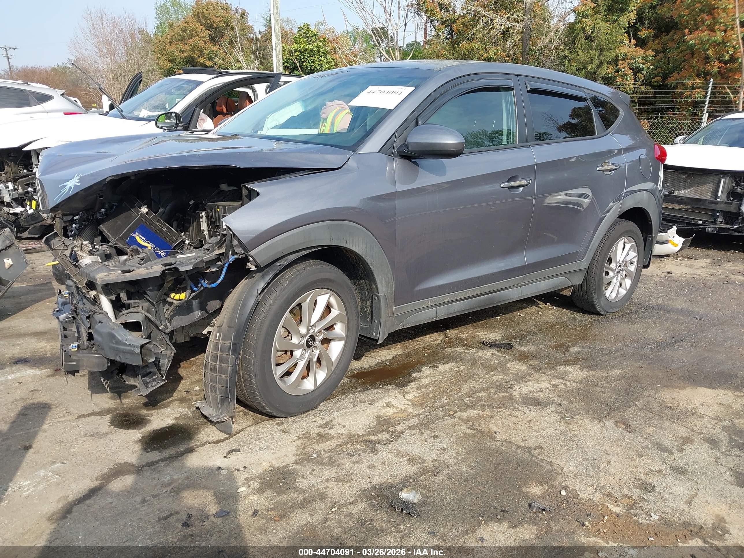 2016 Hyundai Tucson Se Blue vin: KM8J23A41GU116095