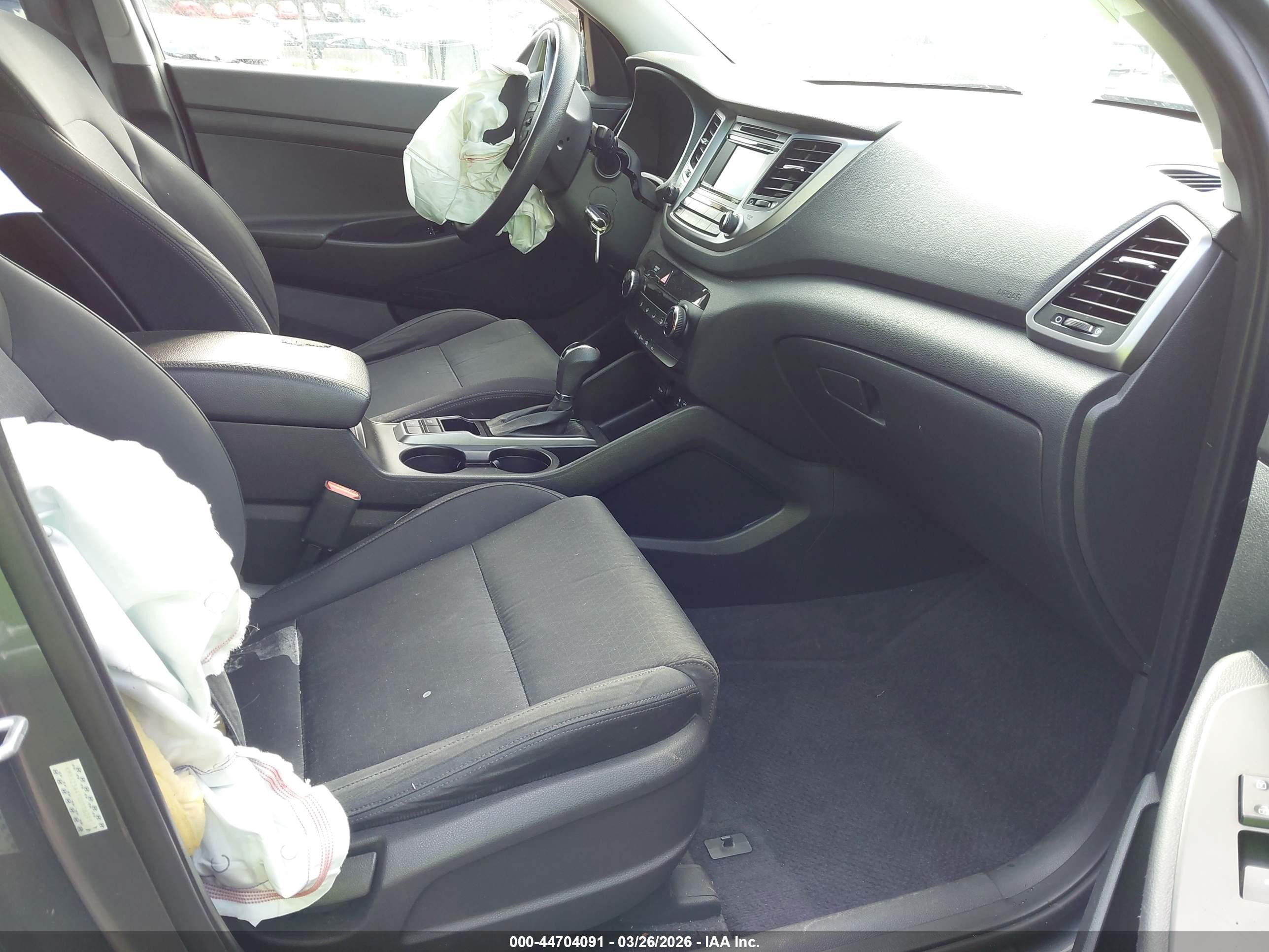 2016 Hyundai Tucson Se Blue vin: KM8J23A41GU116095