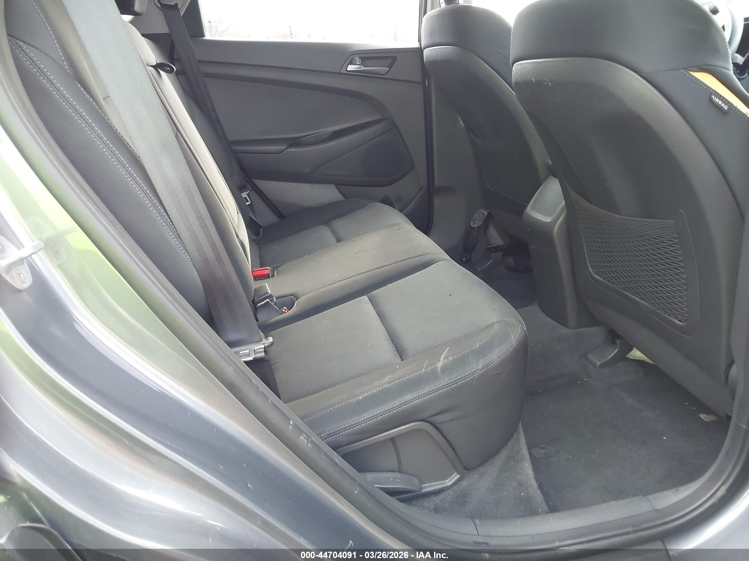 2016 Hyundai Tucson Se Blue vin: KM8J23A41GU116095