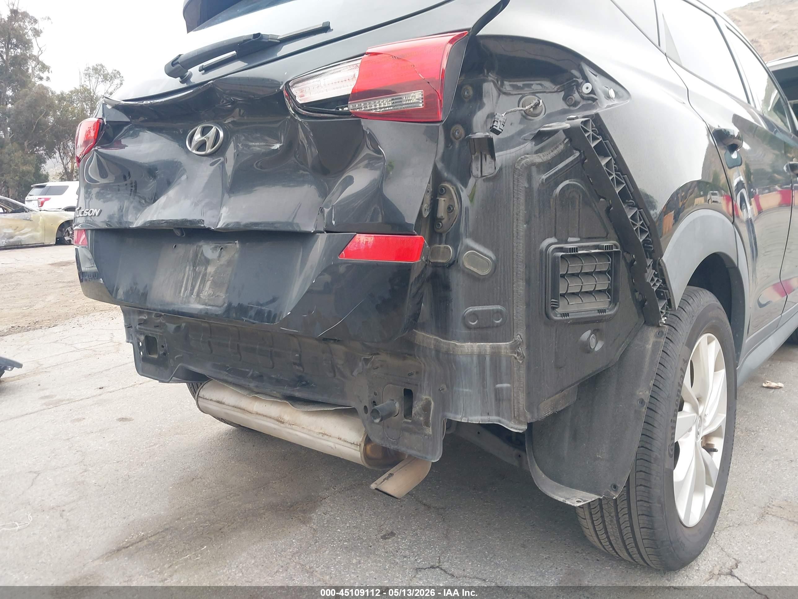 2020 Hyundai Tucson Se Black vin: KM8J23A41LU158387