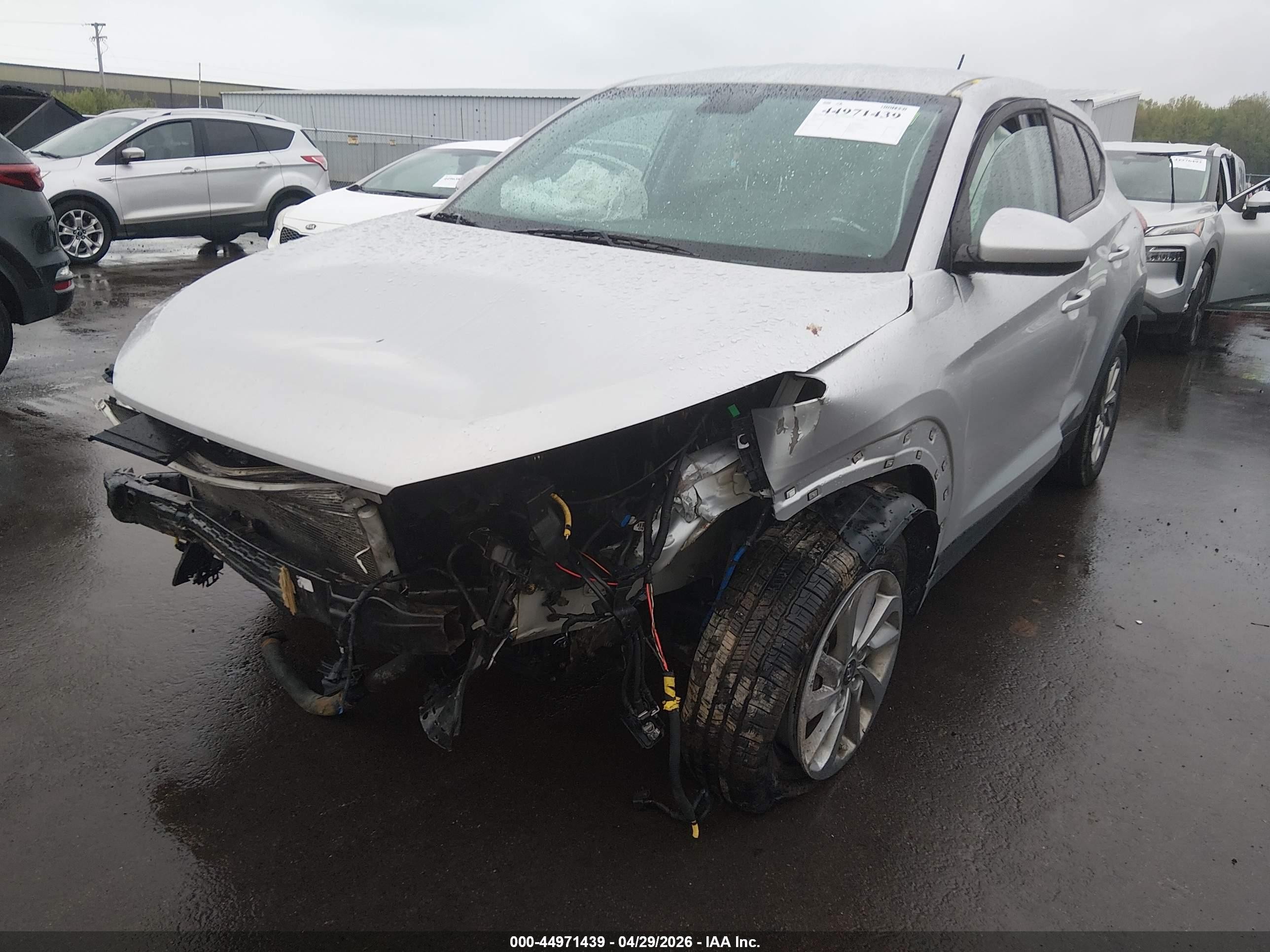 2016 Hyundai Tucson Se Silver vin: KM8J23A42GU152135