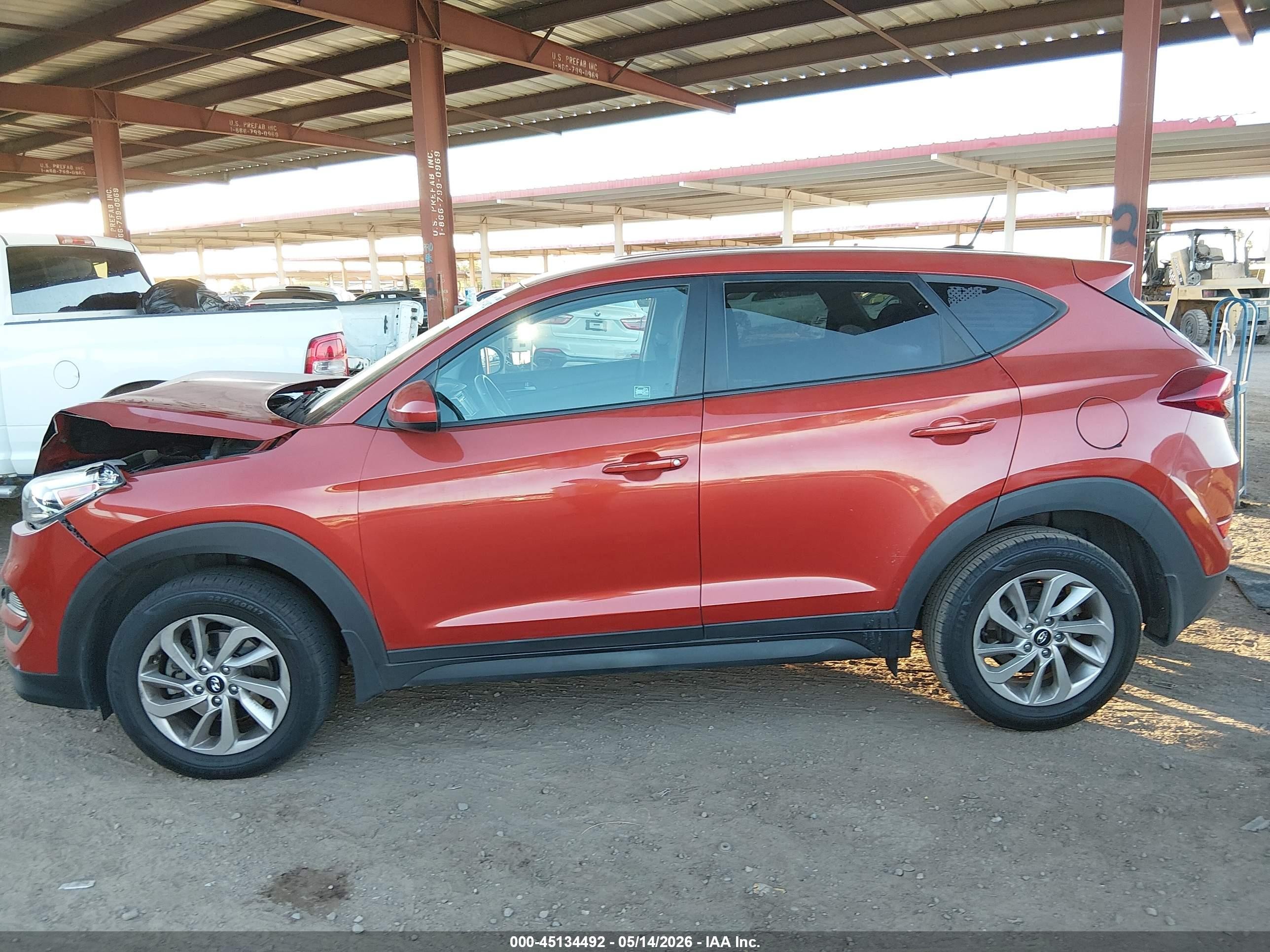 2016 Hyundai Tucson Se Orange vin: KM8J23A44GU115958
