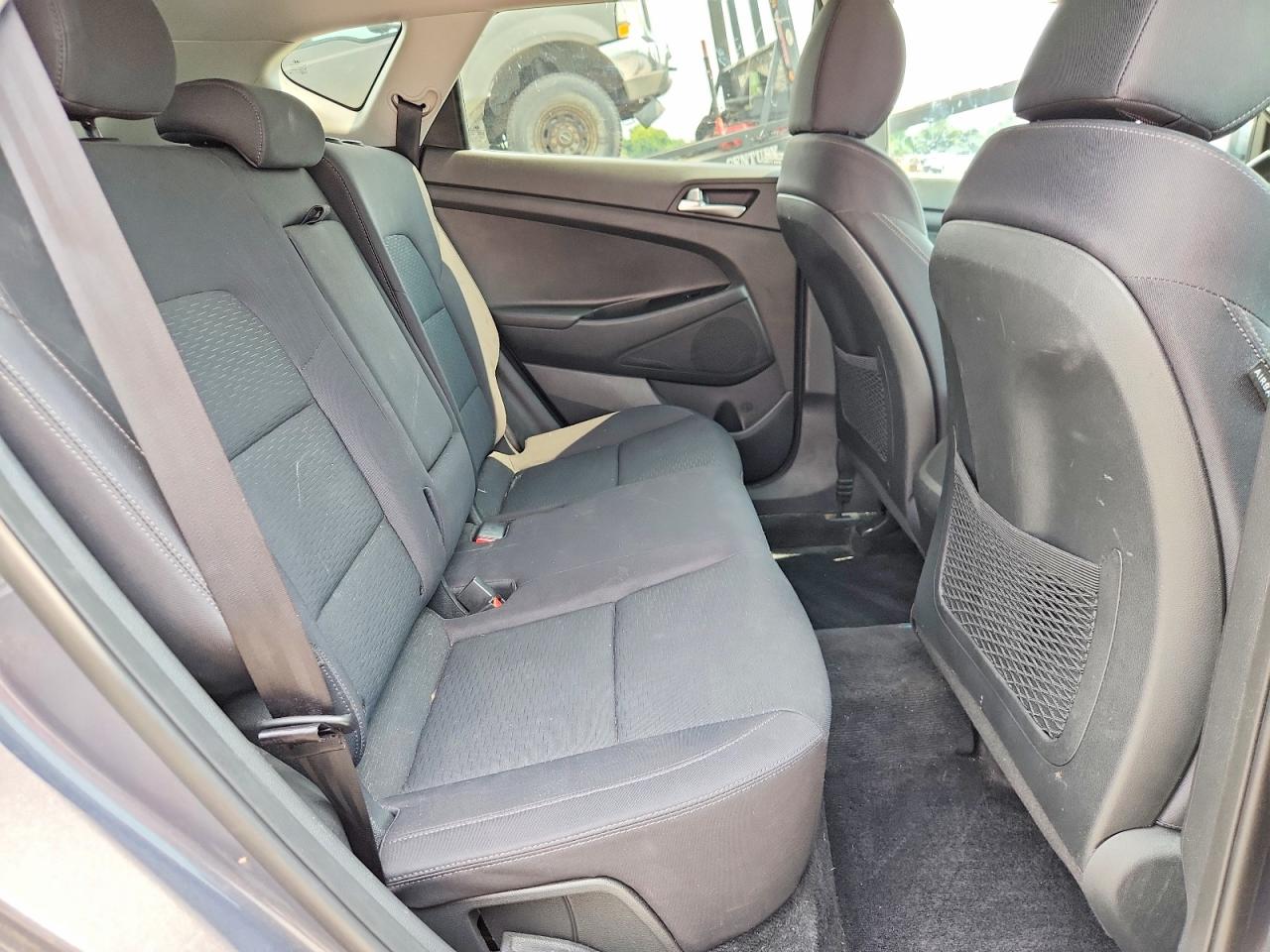2019 Hyundai Tucson Se Gray vin: KM8J23A44KU979711