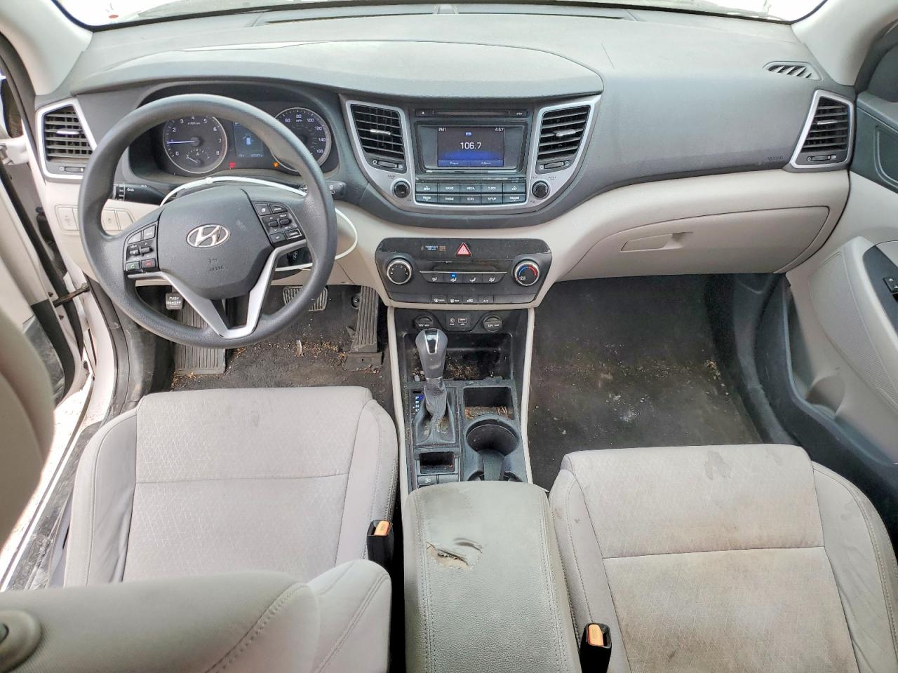2017 Hyundai Tucson Se White vin: KM8J23A45HU340424