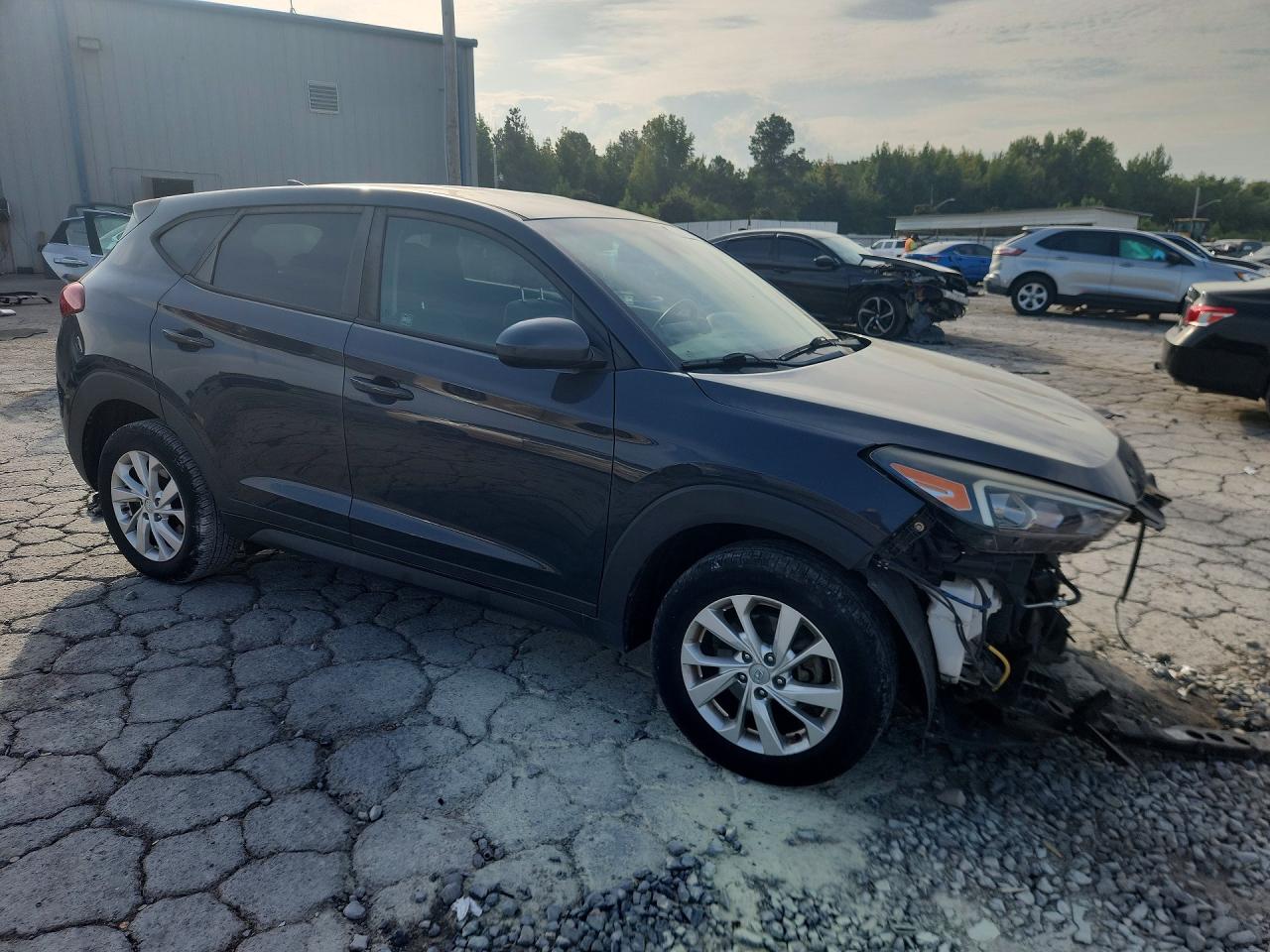 2019 Hyundai Tucson Se Gray vin: KM8J23A46KU913225