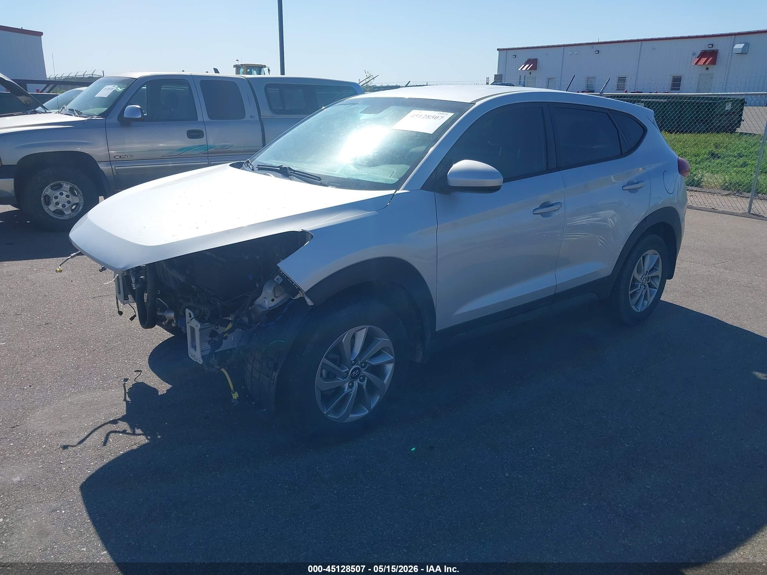 2018 Hyundai Tucson Se Серебряный vin: KM8J23A47JU773555