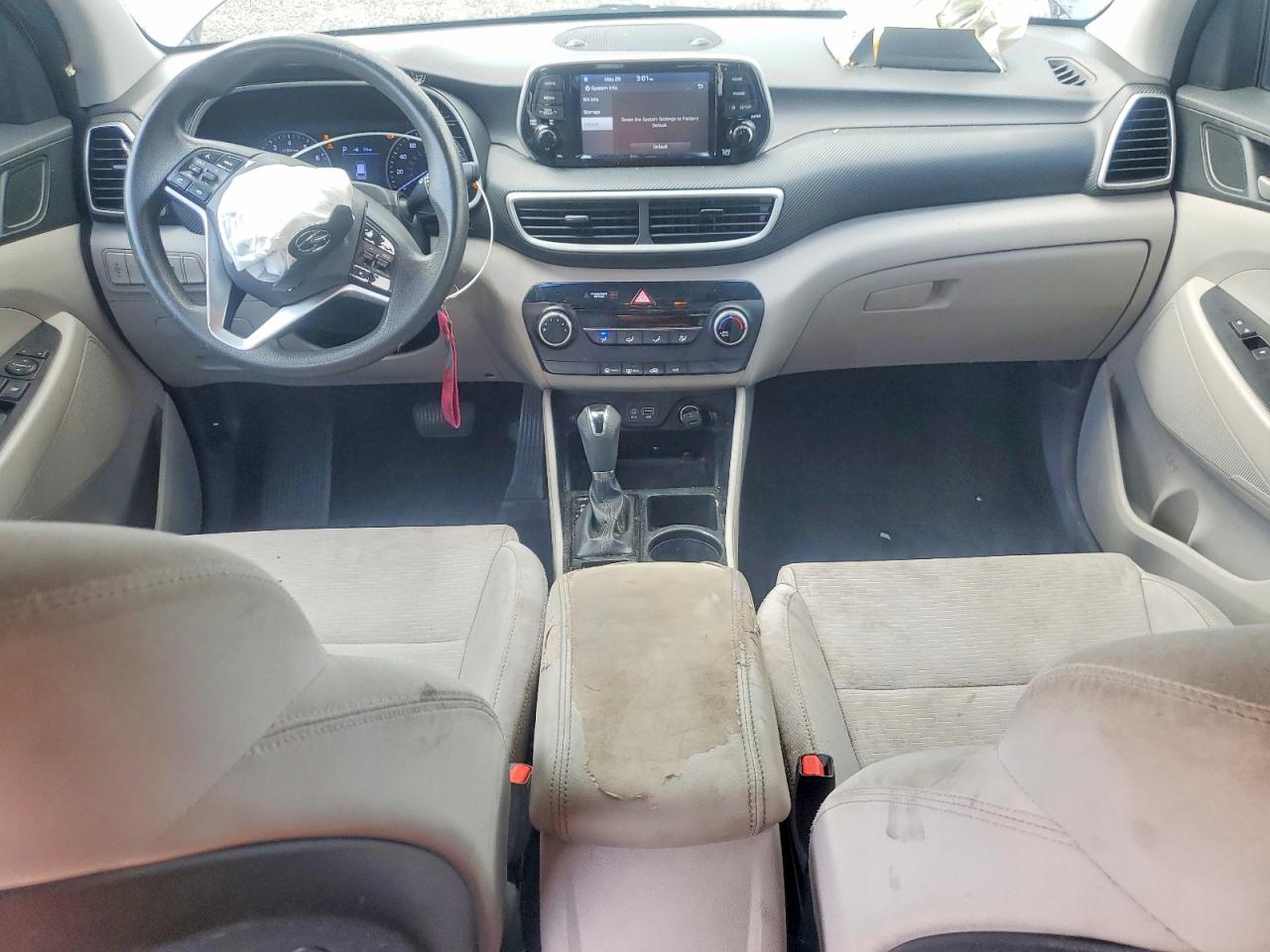 2019 Hyundai Tucson Se Gray vin: KM8J23A47KU897326