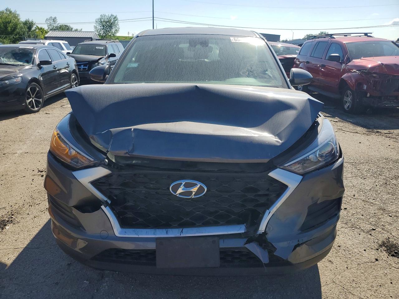 2021 Hyundai Tucson Se Серый vin: KM8J23A47MU321366