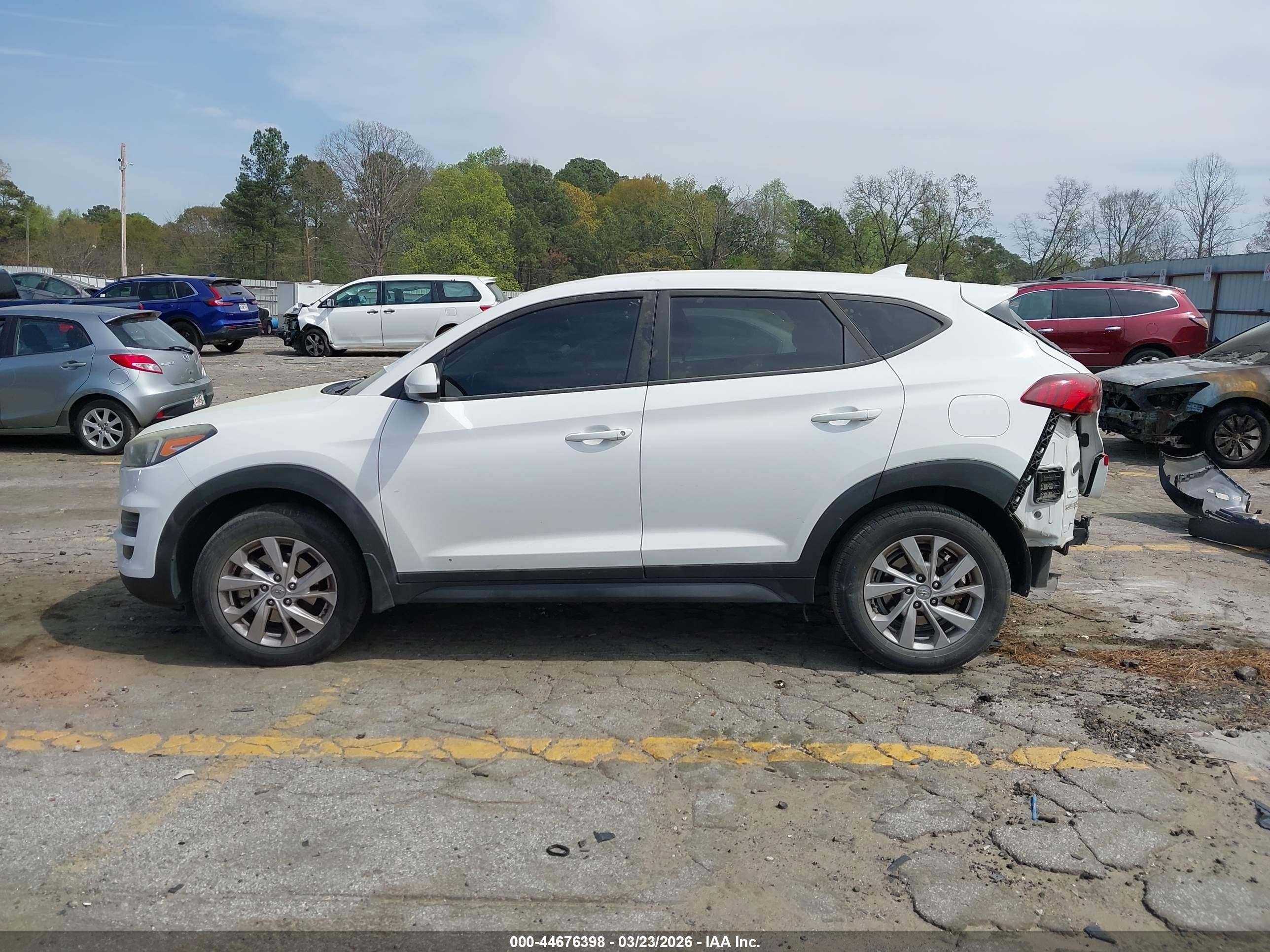 2019 Hyundai Tucson Se Белый vin: KM8J23A4XKU921652