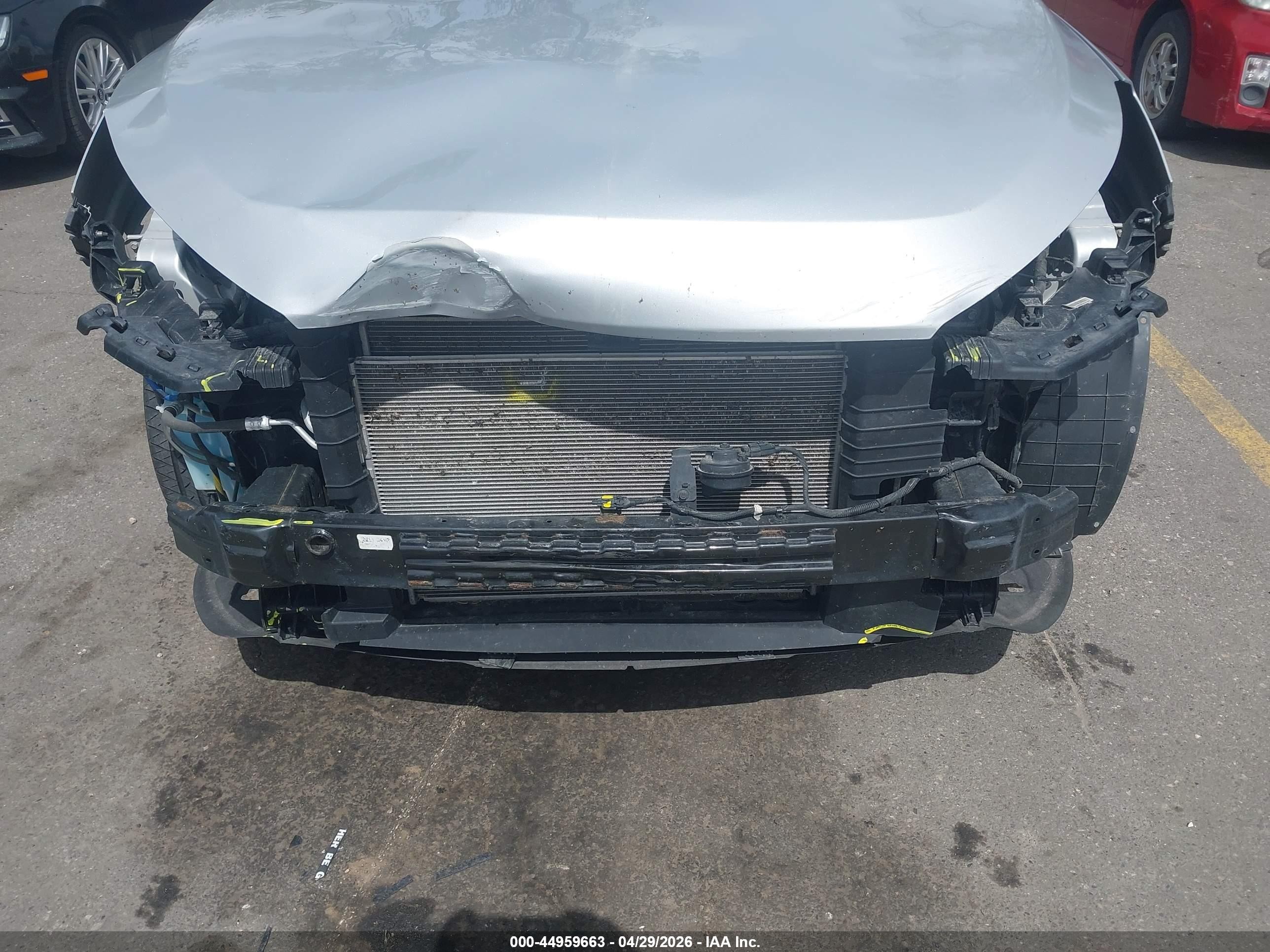 2018 Hyundai Tucson Se Серебряный vin: KM8J2CA40JU717506