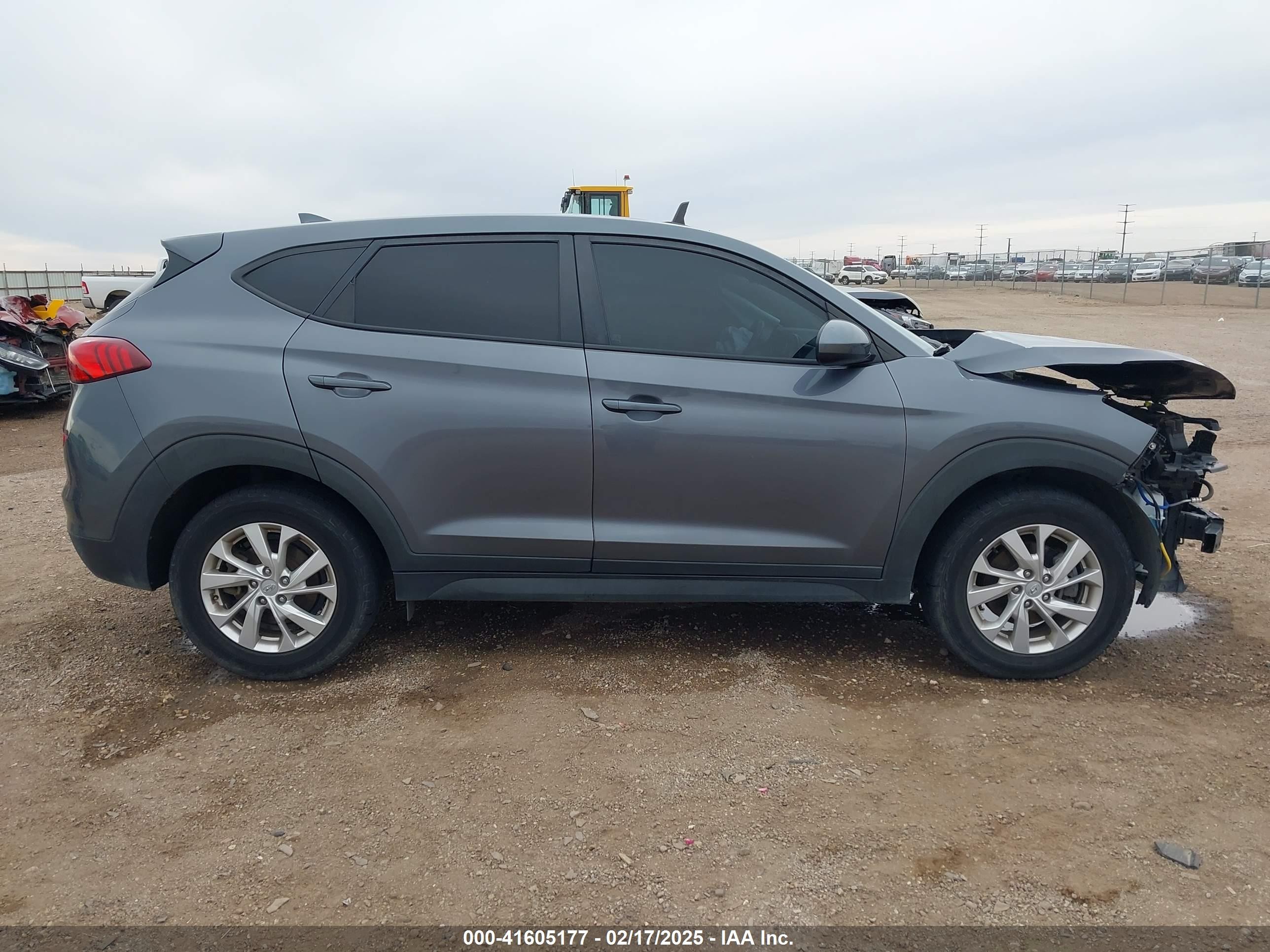 2019 Hyundai Tucson Se Gray vin: KM8J2CA42KU939403
