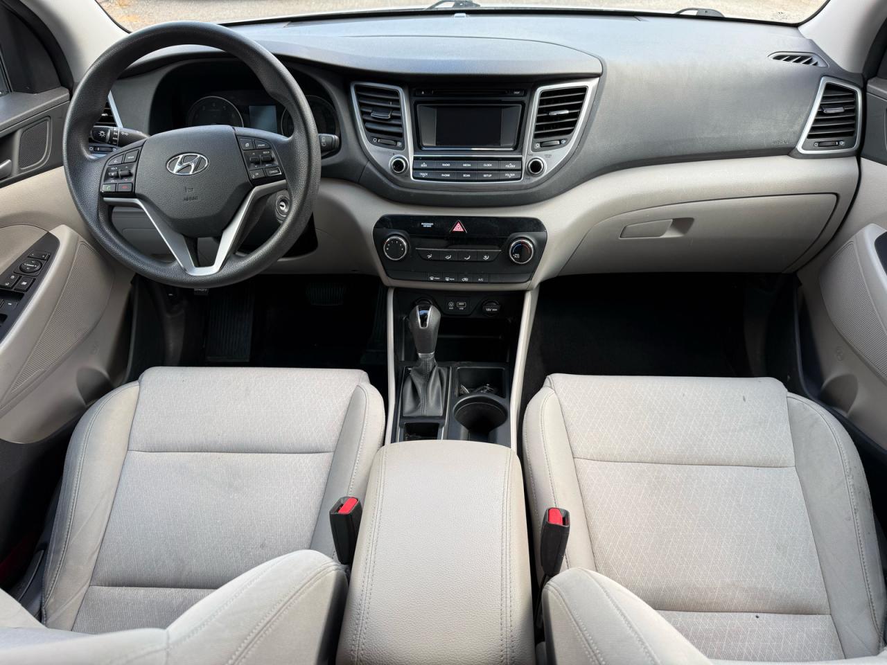 2018 Hyundai Tucson Se Silver vin: KM8J2CA43JU768613