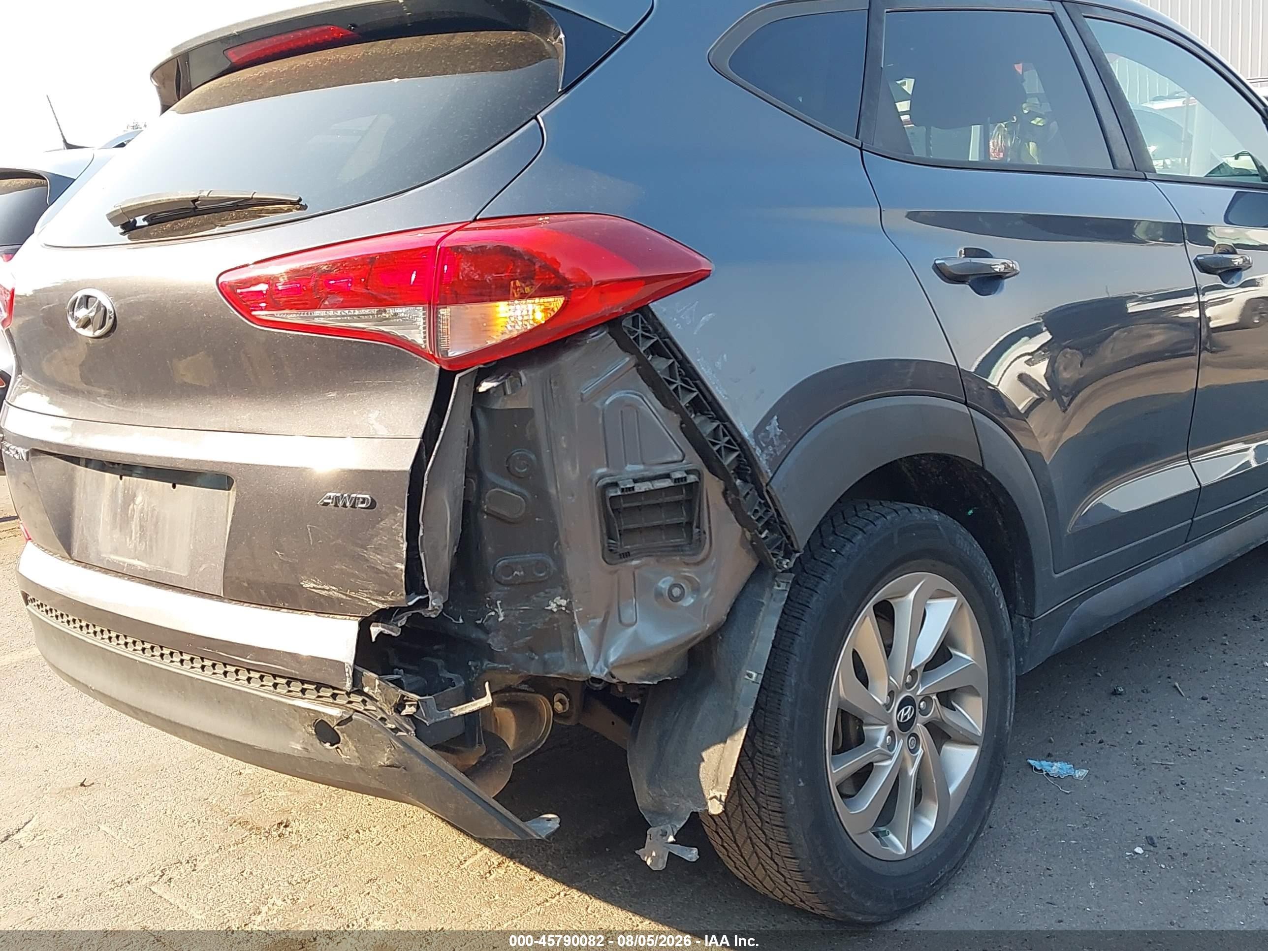 2018 Hyundai Tucson Se Gray vin: KM8J2CA45JU617059