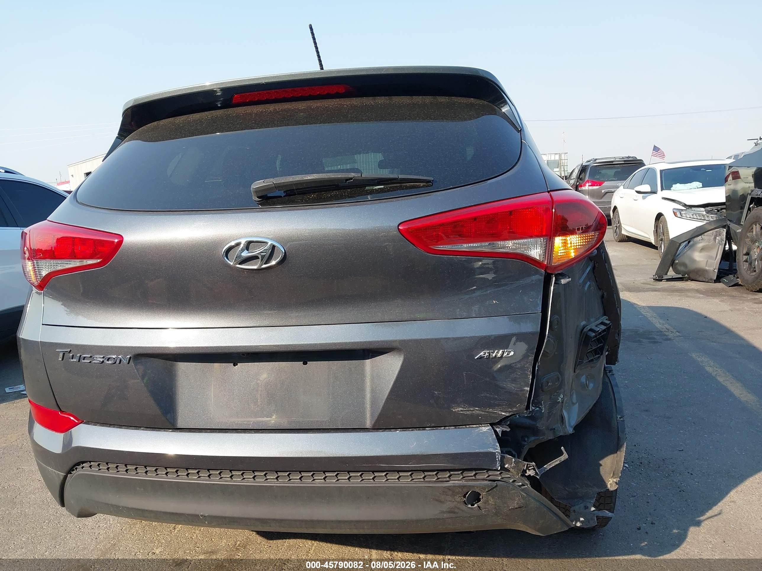 2018 Hyundai Tucson Se Gray vin: KM8J2CA45JU617059