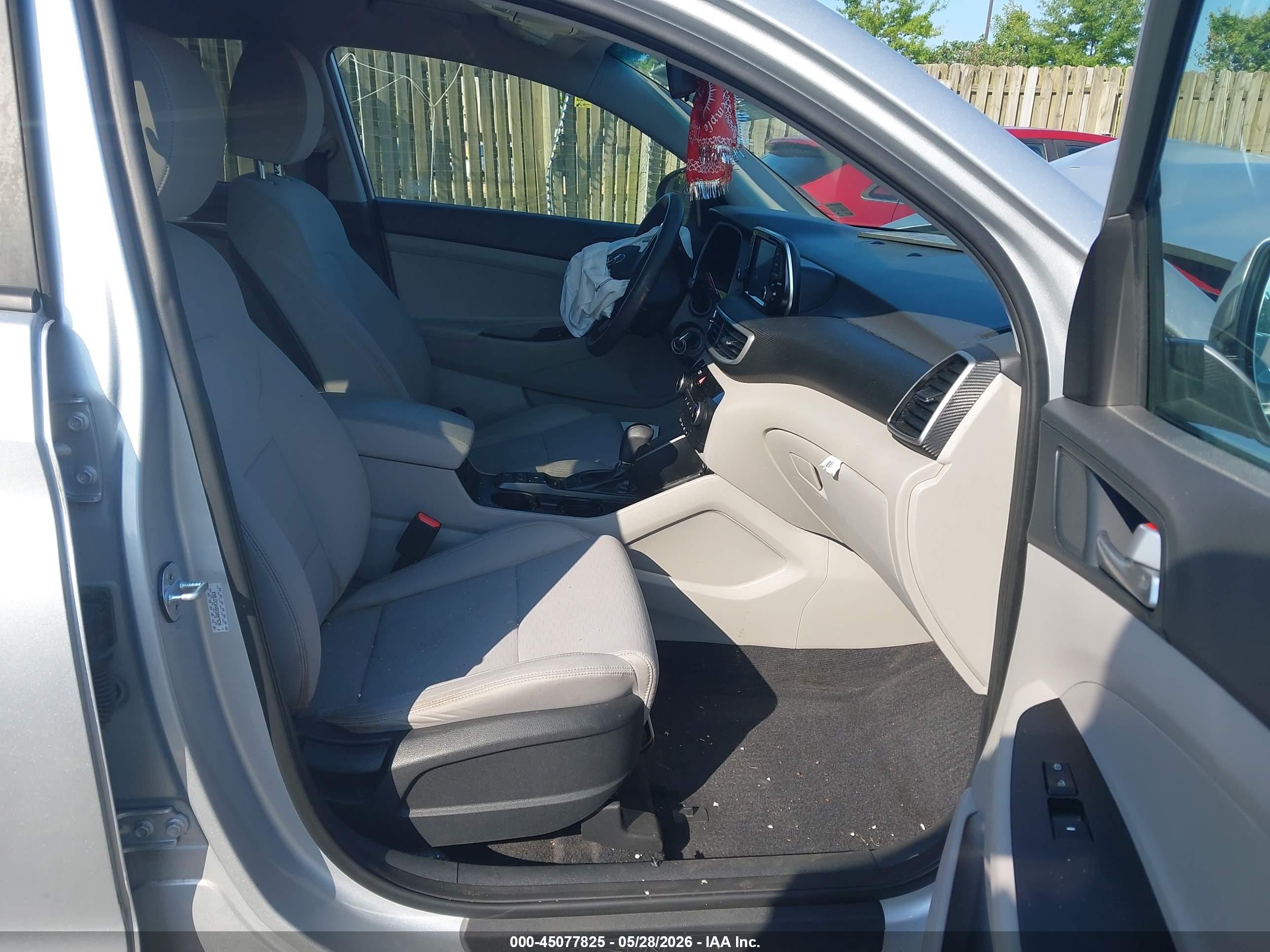 2019 Hyundai Tucson Se Серебряный vin: KM8J2CA46KU007530