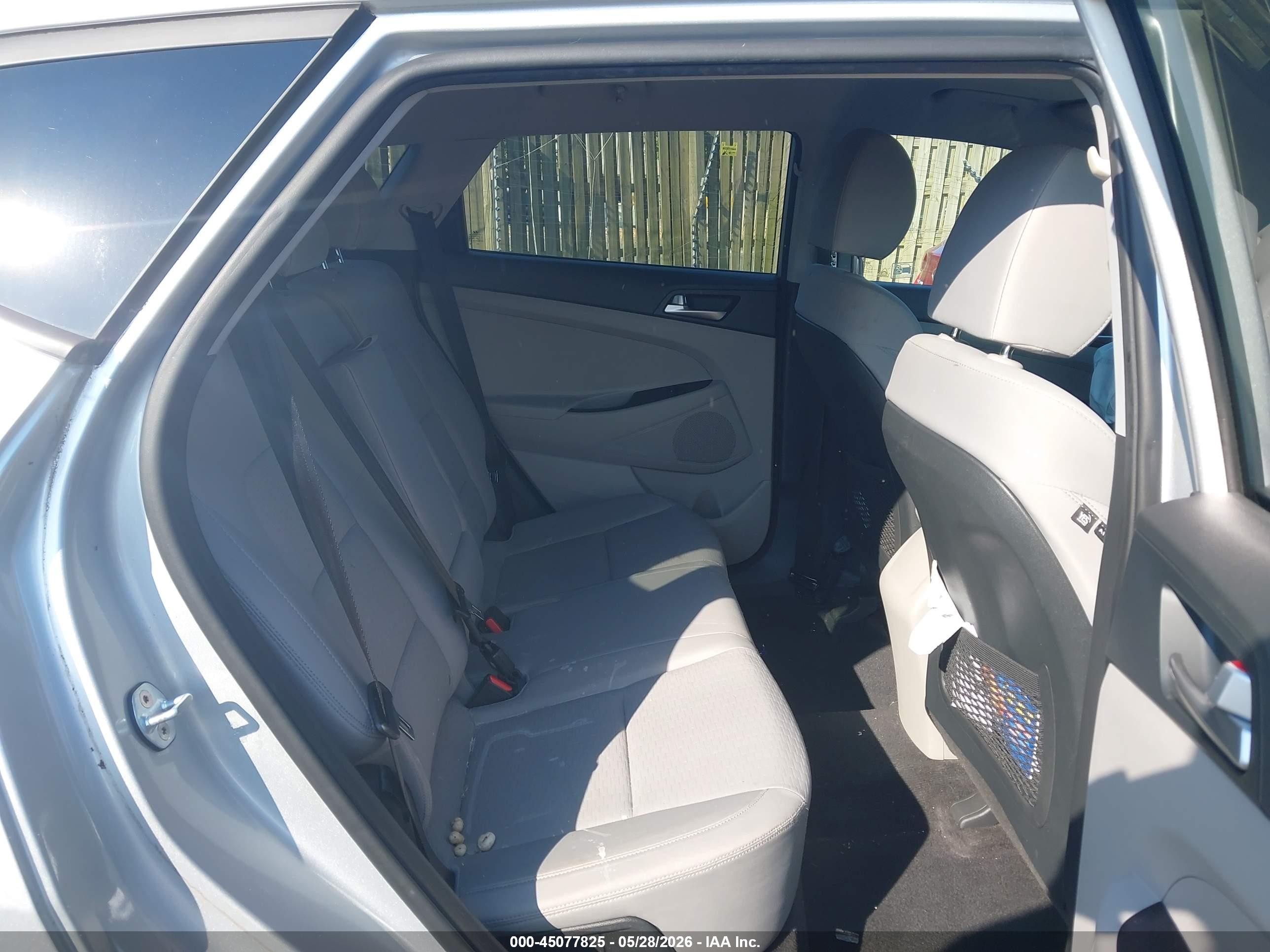 2019 Hyundai Tucson Se Серебряный vin: KM8J2CA46KU007530