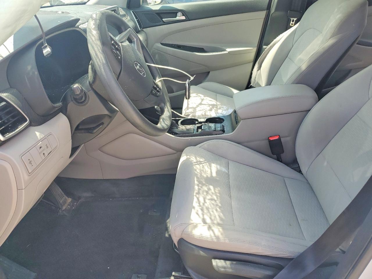 2019 Hyundai Tucson Se White vin: KM8J2CA47KU007746