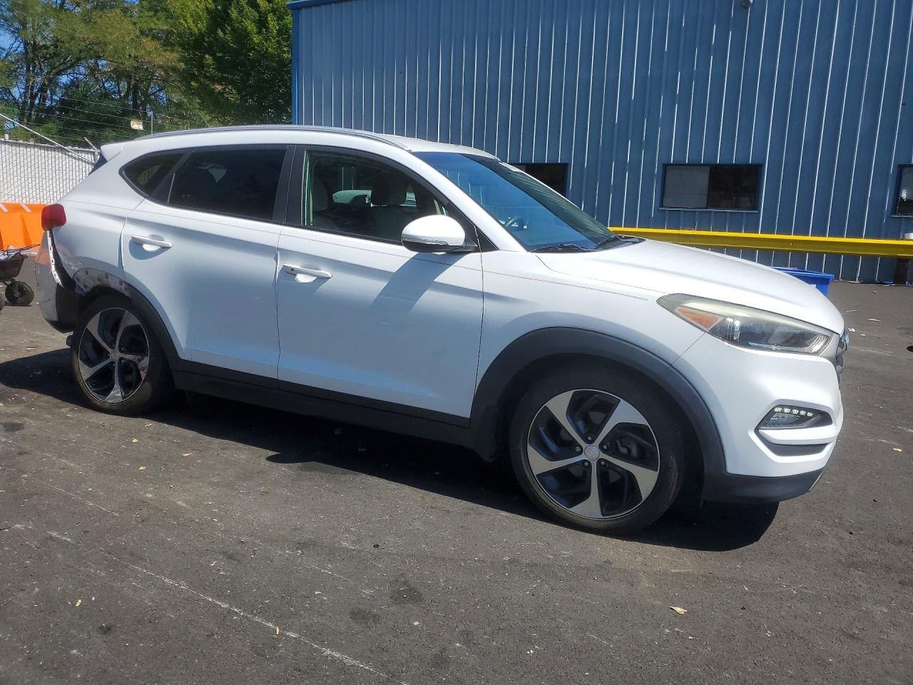 2016 Hyundai Tucson Sport White vin: KM8J33A20GU162643