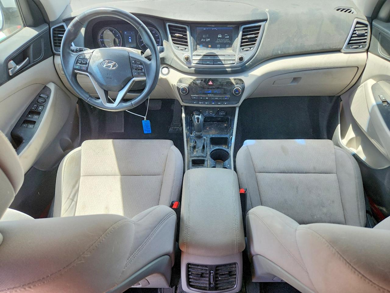 2018 Hyundai Tucson Value White vin: KM8J33A20JU684888