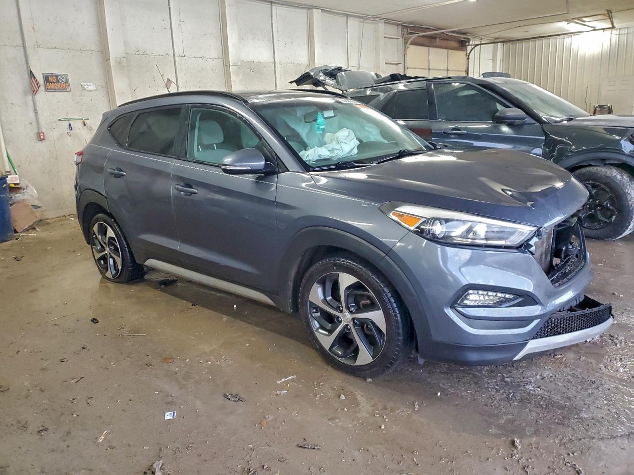 2017 Hyundai Tucson Limited Gray vin: KM8J33A25HU550971