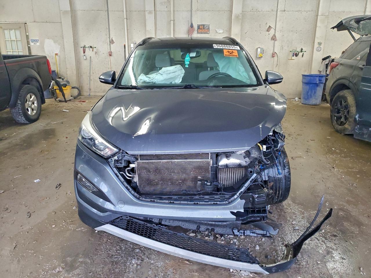 2017 Hyundai Tucson Limited Gray vin: KM8J33A25HU550971