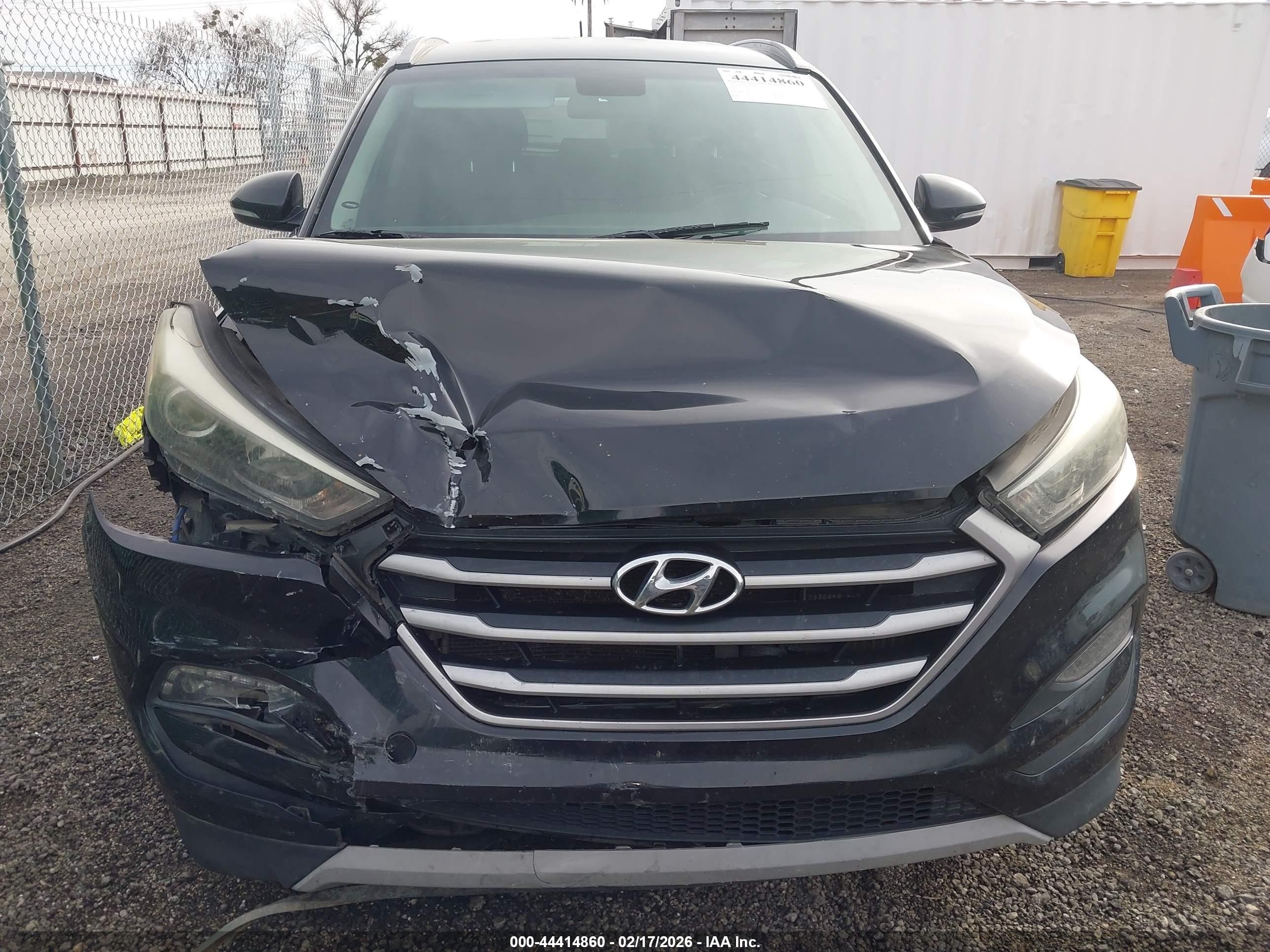 2017 Hyundai Tucson Sport Black vin: KM8J33A25HU583081