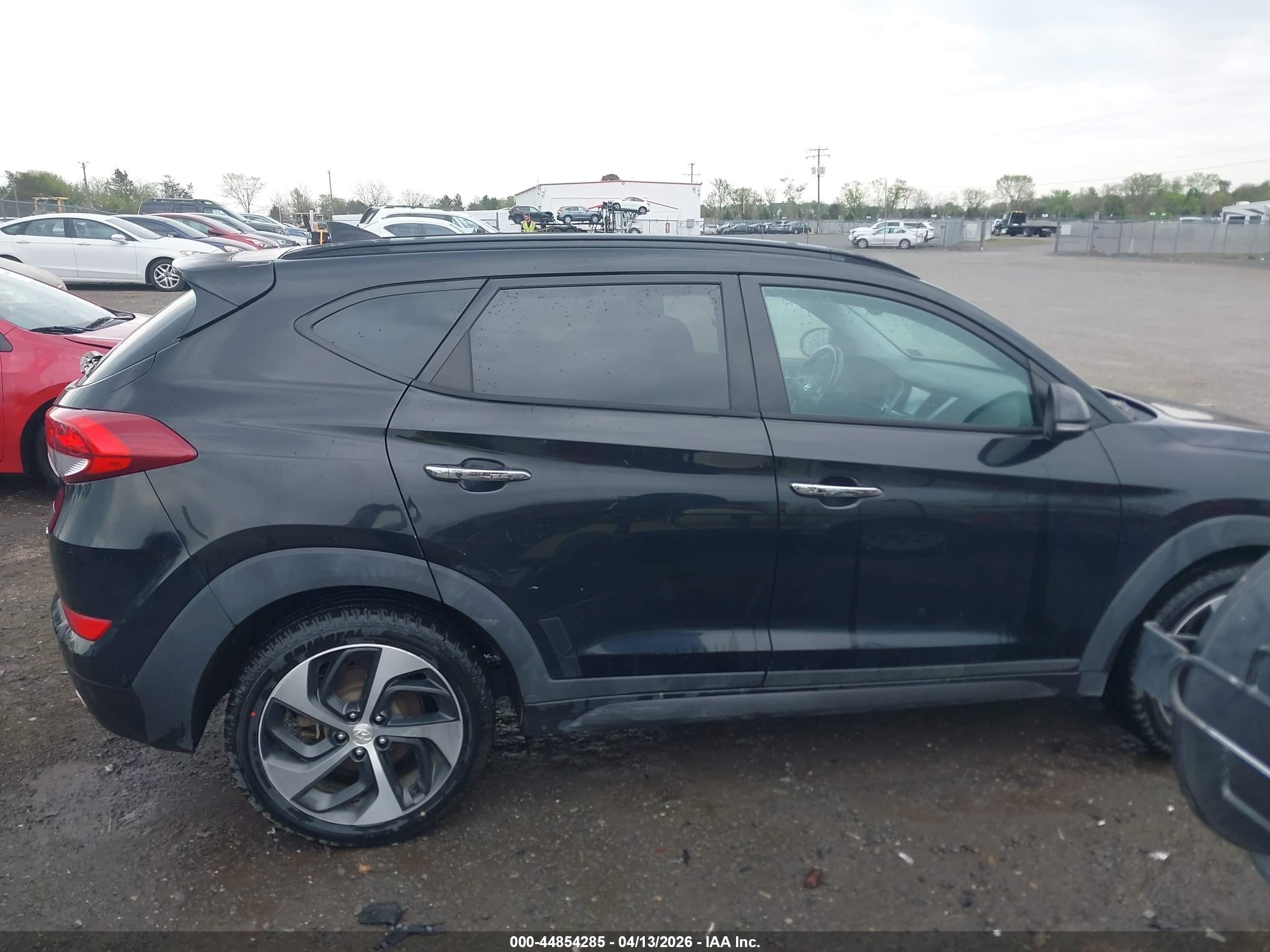 2016 Hyundai Tucson Limited Black vin: KM8J33A2XGU089054
