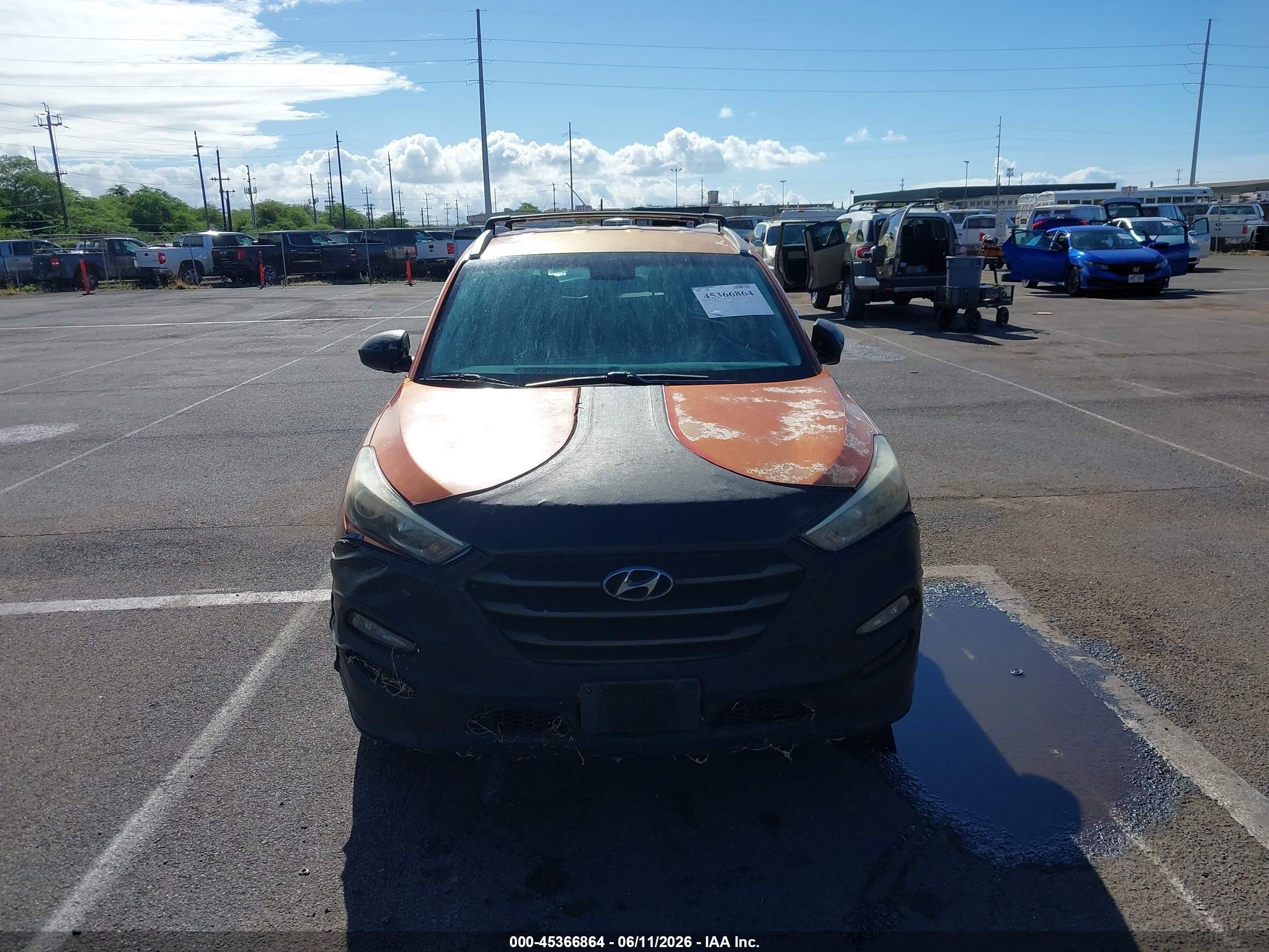 2016 Hyundai Tucson Sport Orange vin: KM8J33A2XGU143145