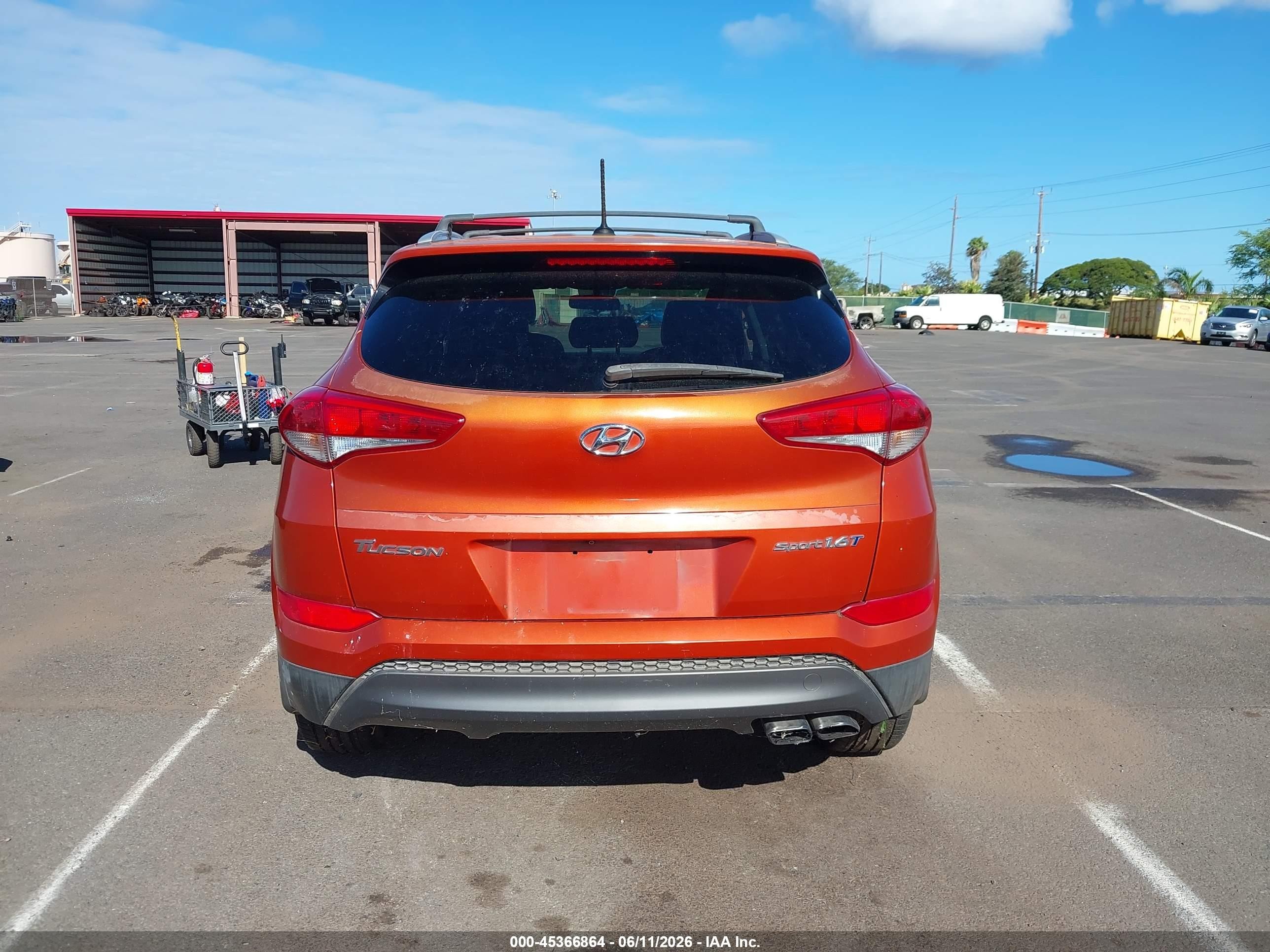 2016 Hyundai Tucson Sport Orange vin: KM8J33A2XGU143145