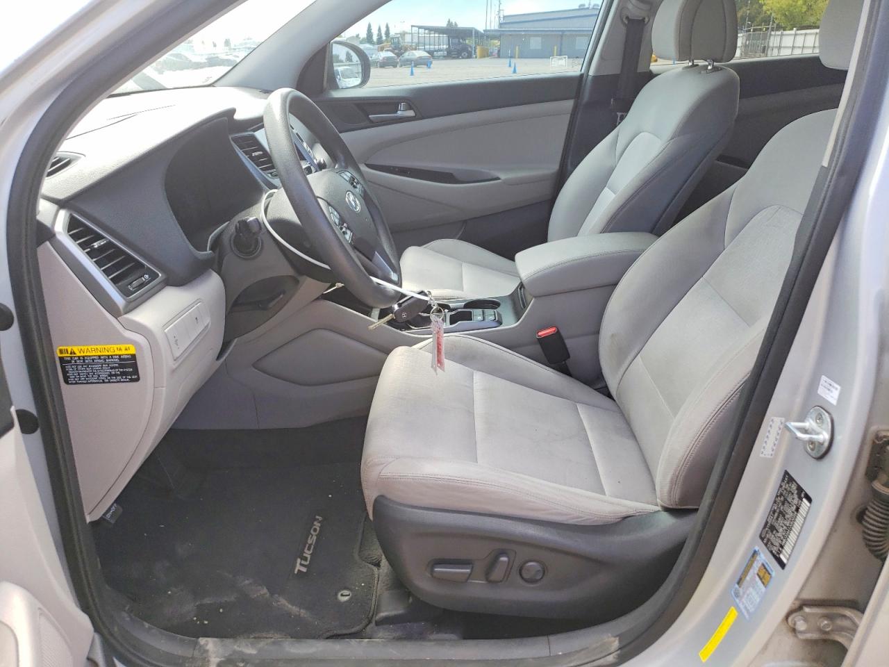 2018 Hyundai Tucson Sel Silver vin: KM8J33A41JU620358
